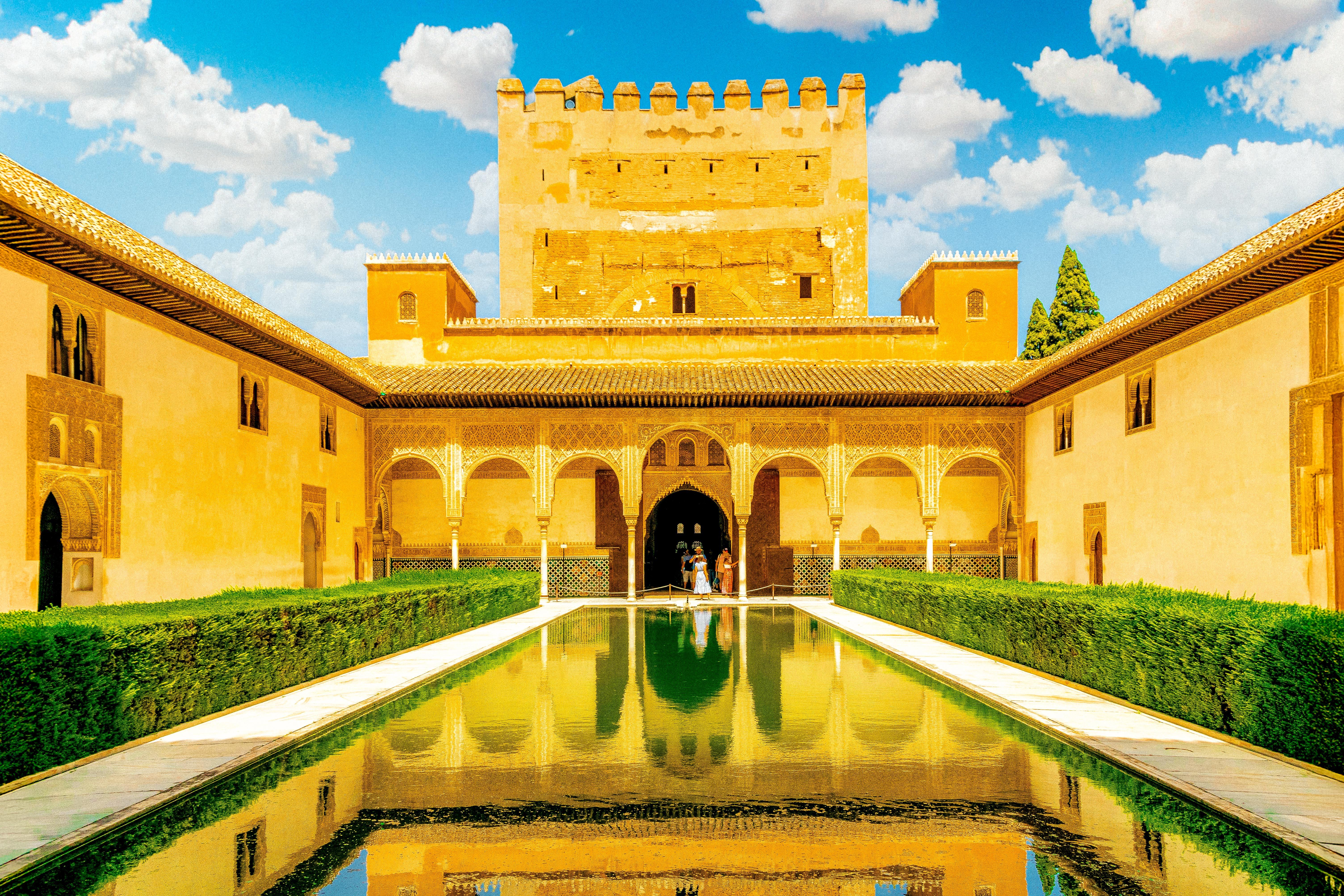 Granada: Alhambra, Generalife & Nasrid Palaces Guided Tour — Alhambra Granada