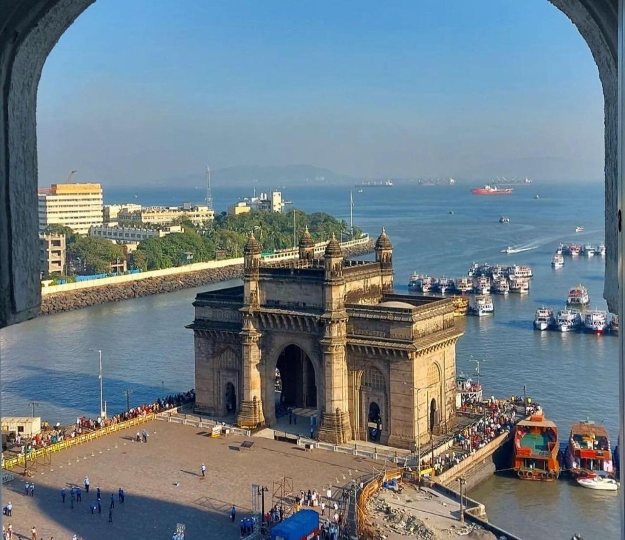 Mumbai Private Bollywood Studio & City Sightseeing Tour