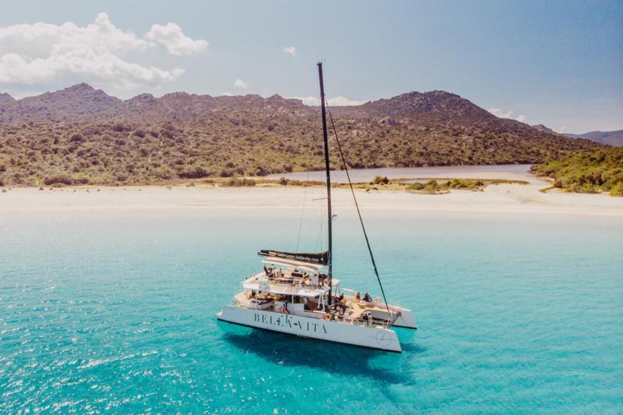 Full-Day Catamaran Sailing in Agriates Desert
