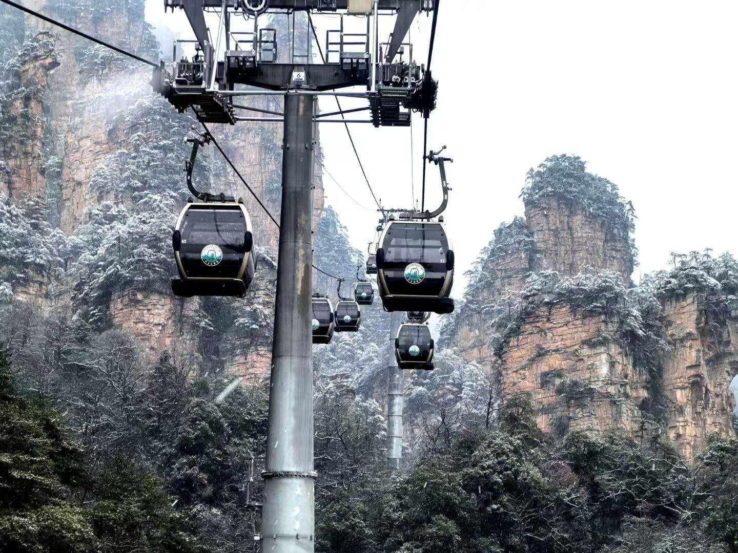 Full-Day Zhangjiajie Forest Park Hiking Adventure