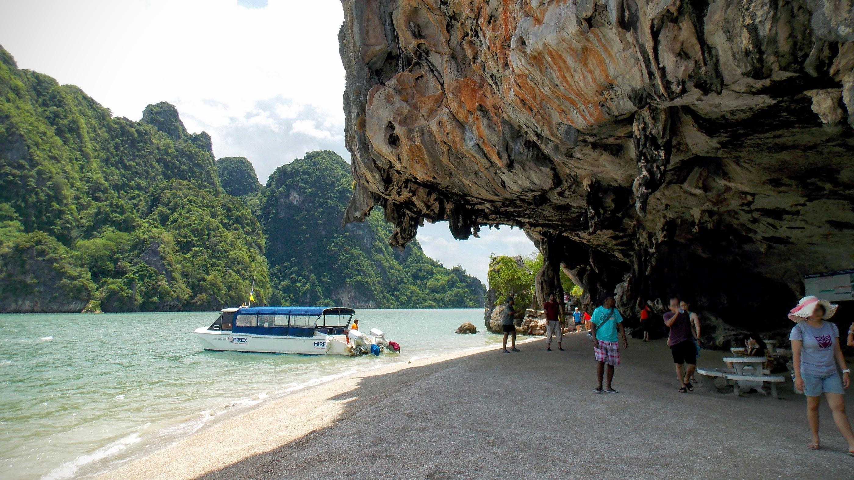 Phang Nga Bay & James Bond Island: Longtail Boat & Kayak Day Tour