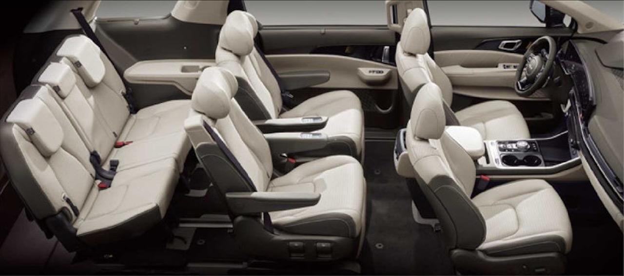 Seoul Private Luxury Vehicle Tour (English & Spanish Guide)