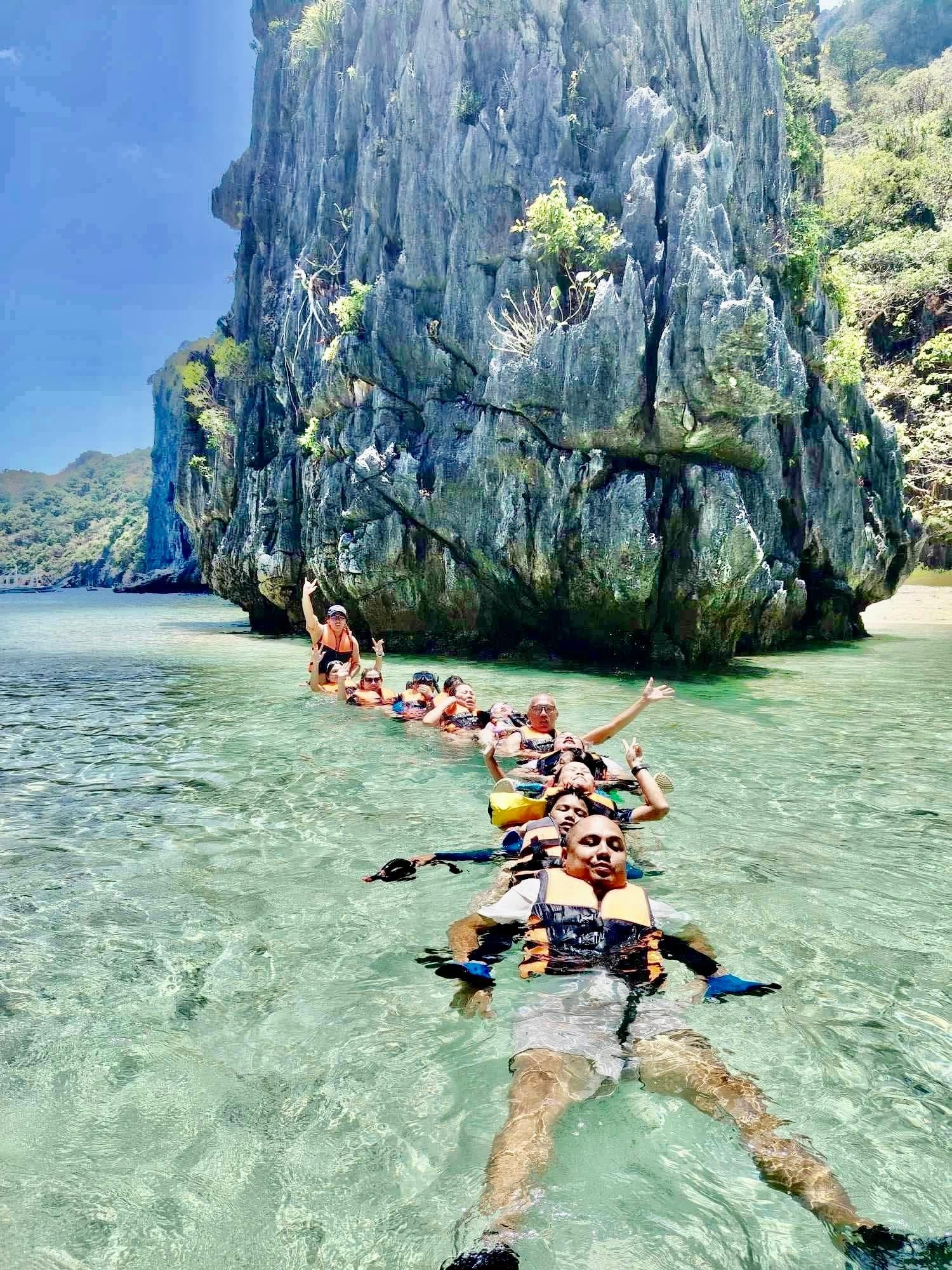 El Nido Tour A: Lagoons, Beaches & Snorkeling Adventure