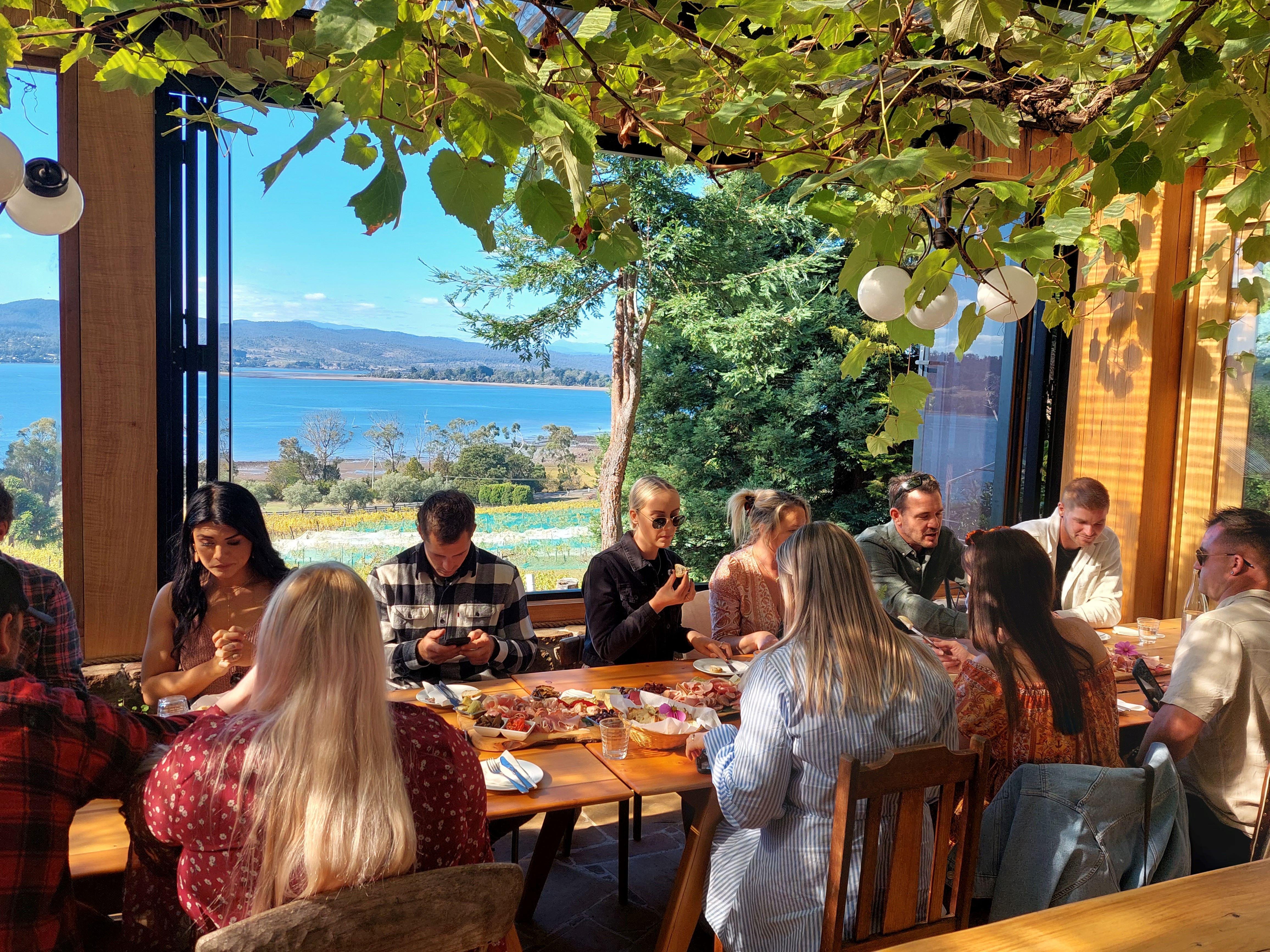 West Tamar Valley Wine Tour with Gourmet Lunch