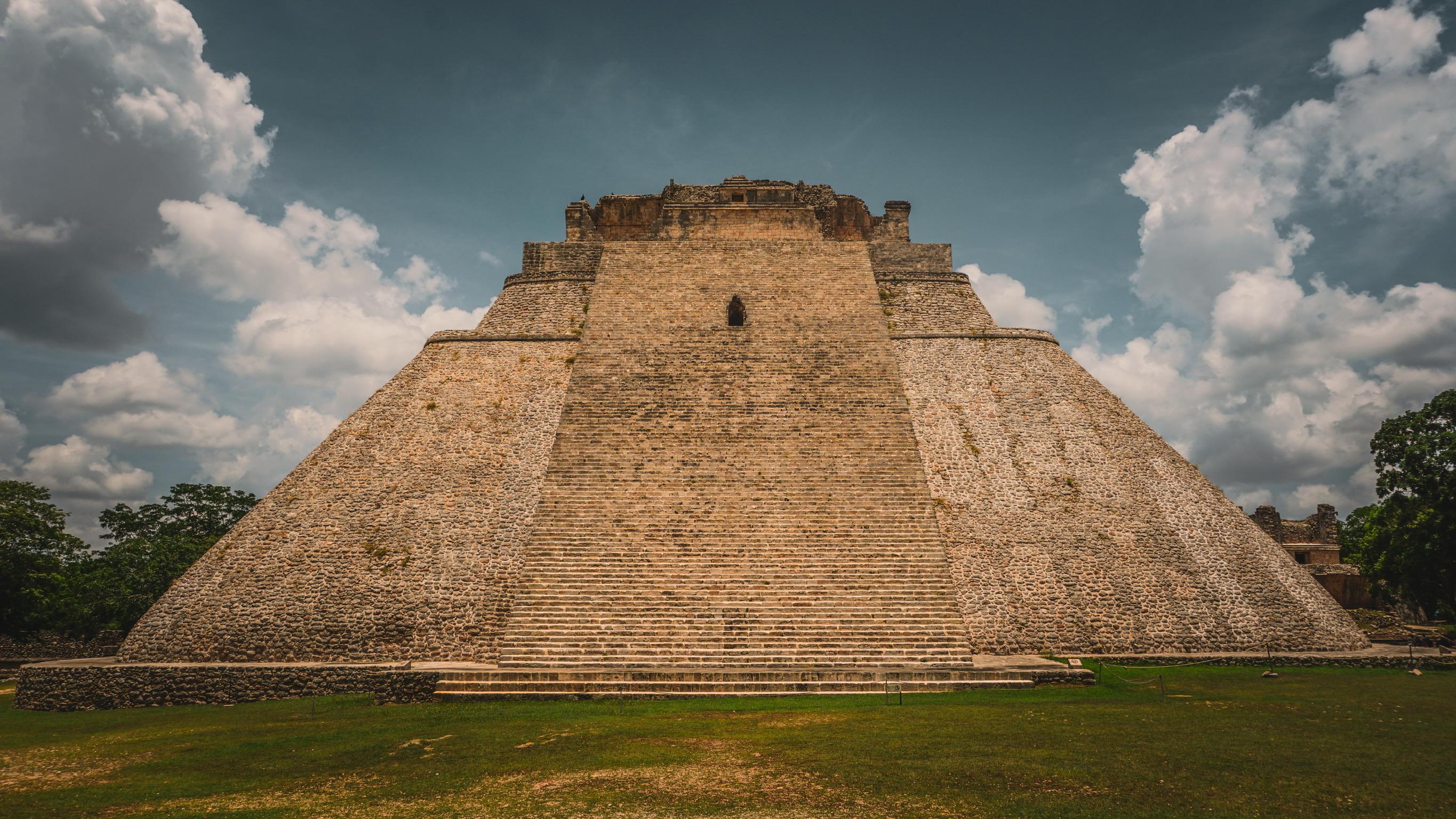 Puuc Route Archaeological Journey: Uxmal, Kabah, Labná & Xlapak