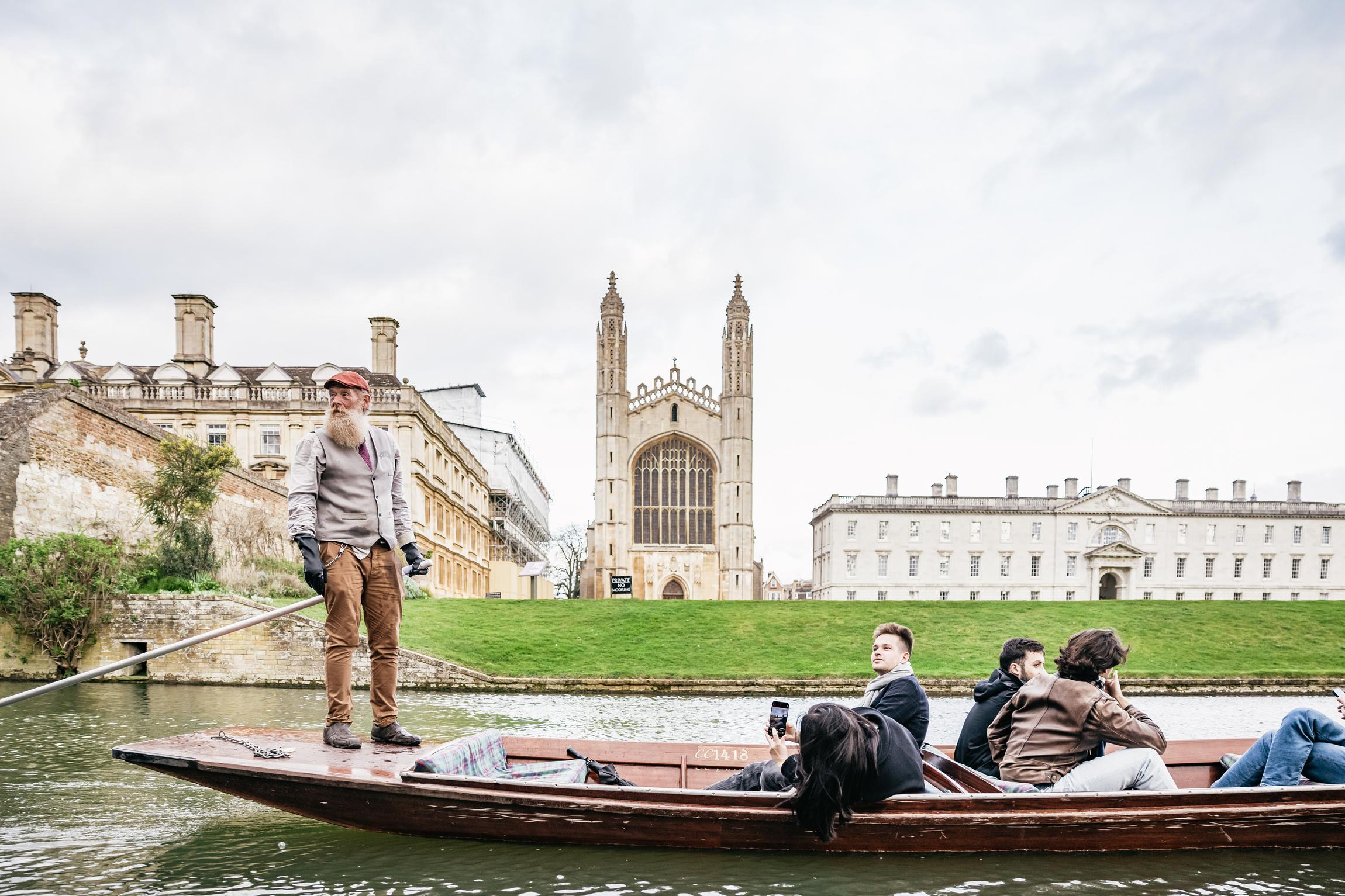 Punting tour in Cambridge — image 2