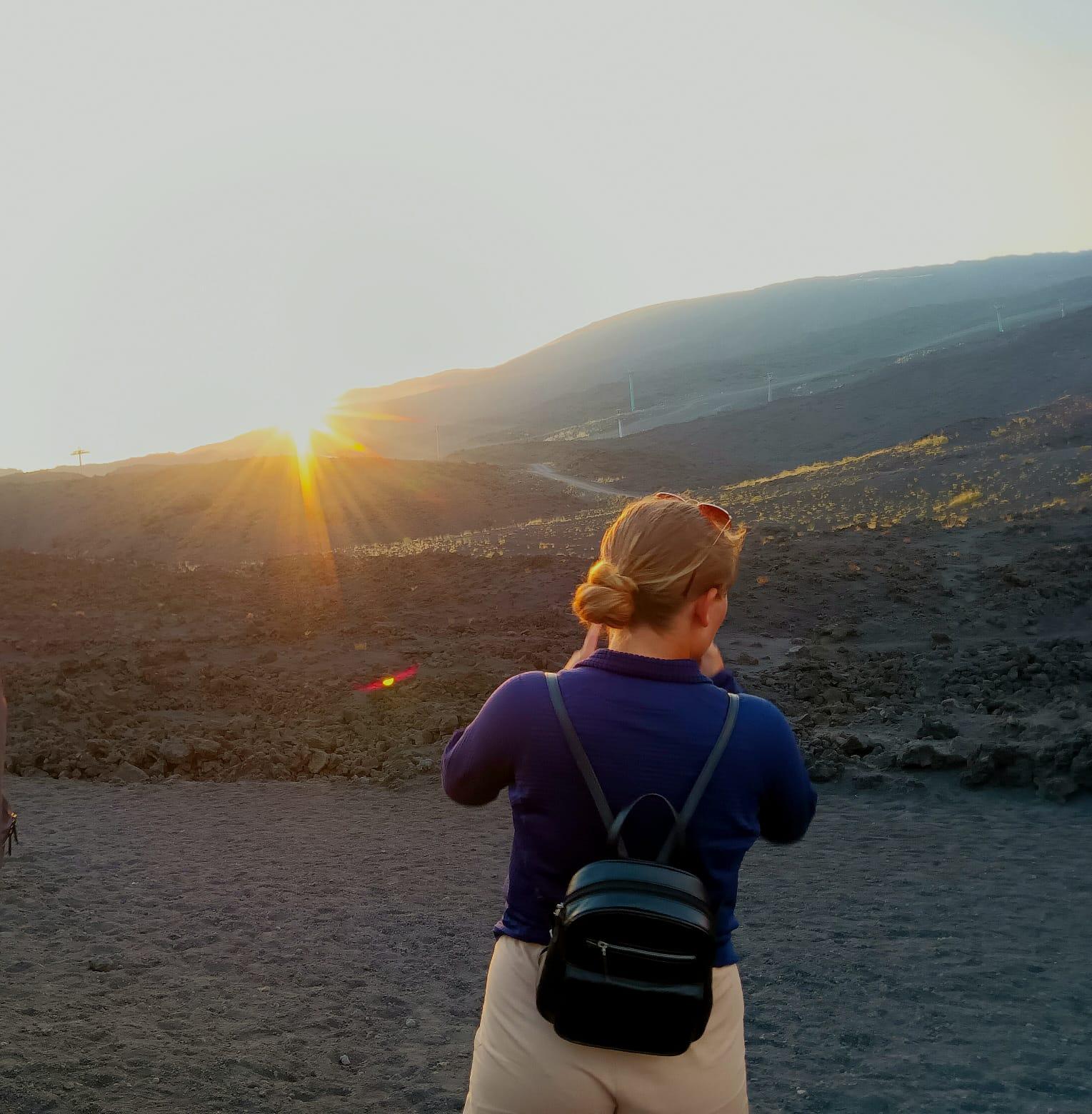 Taormina: Mount Etna Sunset Tour with Cave Visit and Tasting