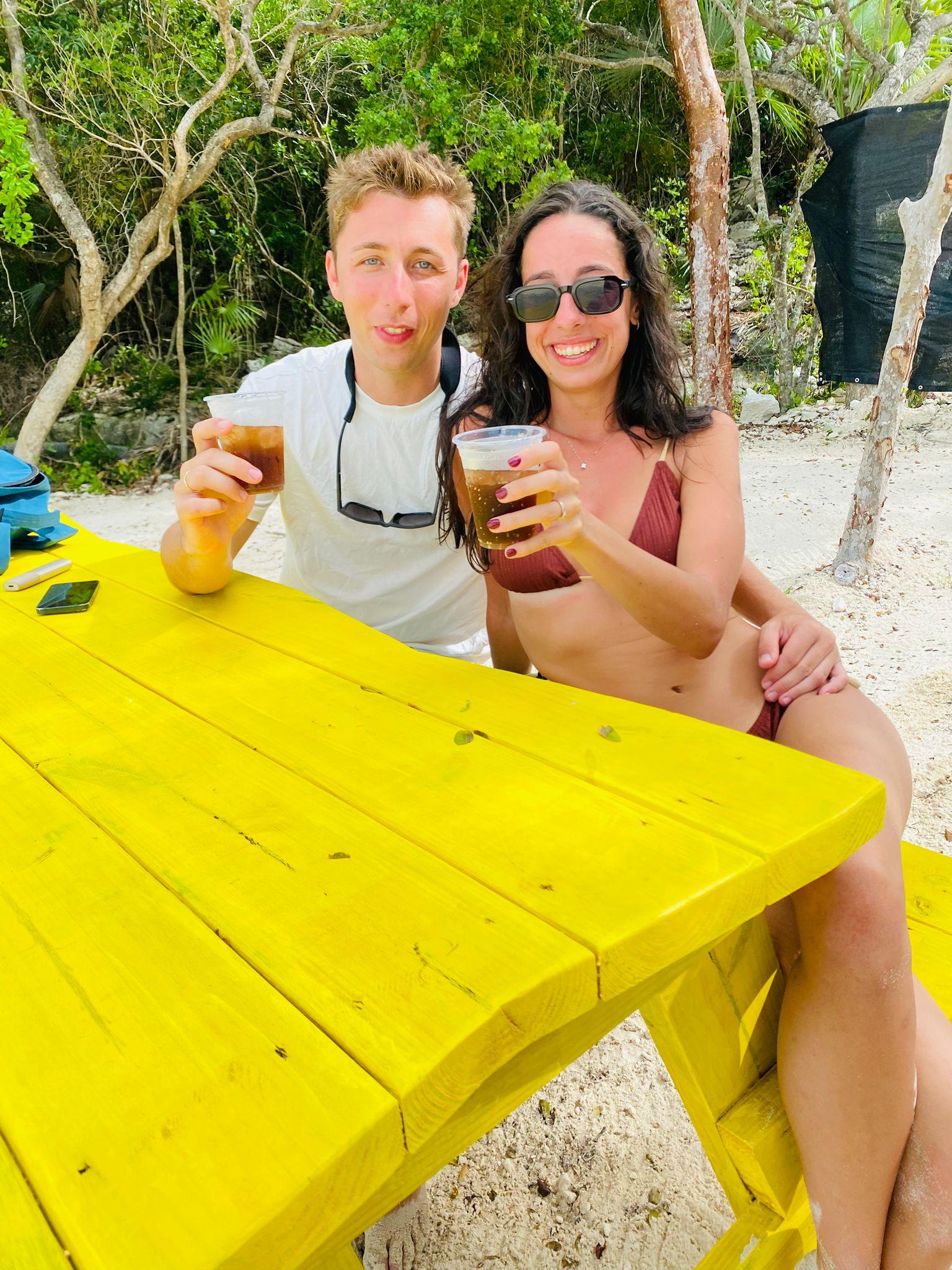 Nassau 3-Island Speedboat Adventure: Pigs, Turtles & Snorkeling