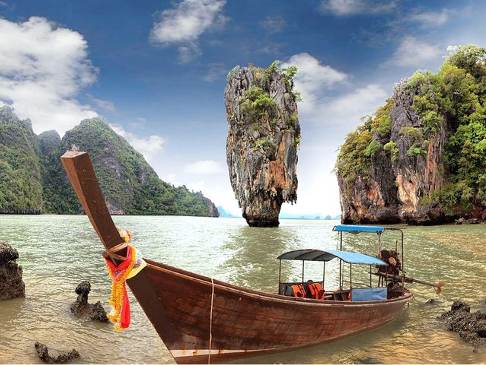 Phang Nga Bay James Bond Island Speedboat Adventure with 2 Meals
