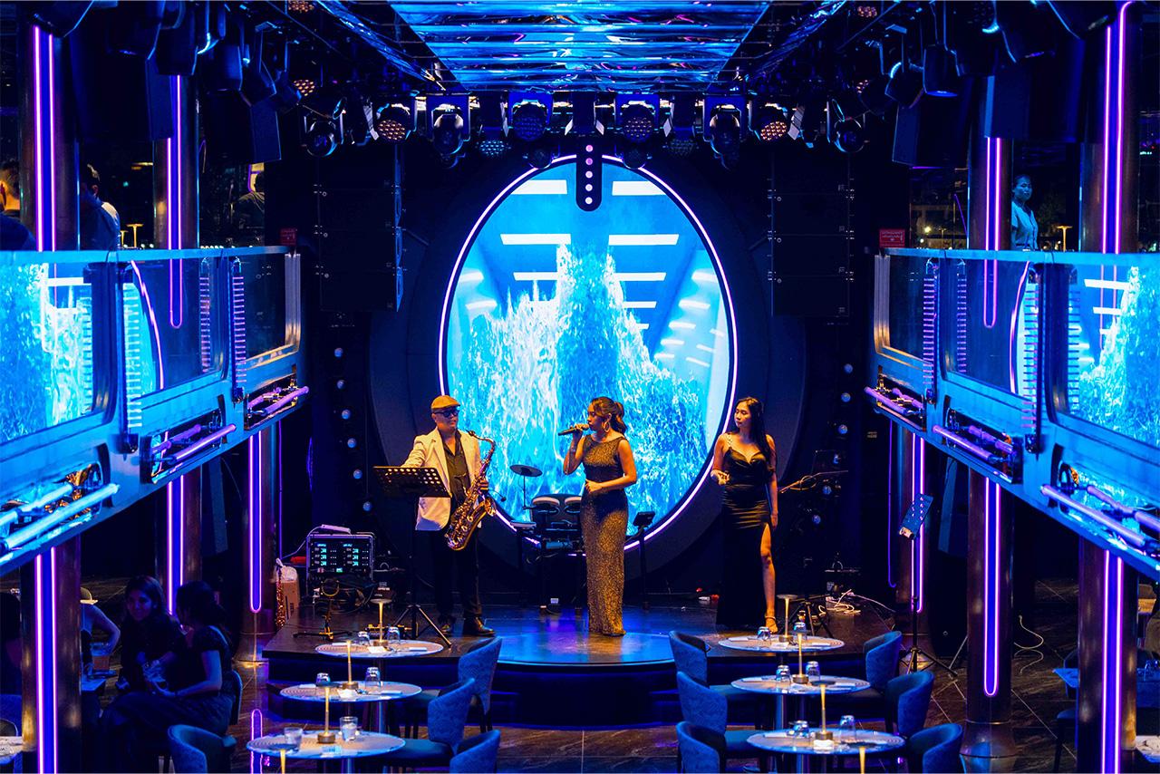 Super Galaxy Chao Phraya Night Dinner Cruise