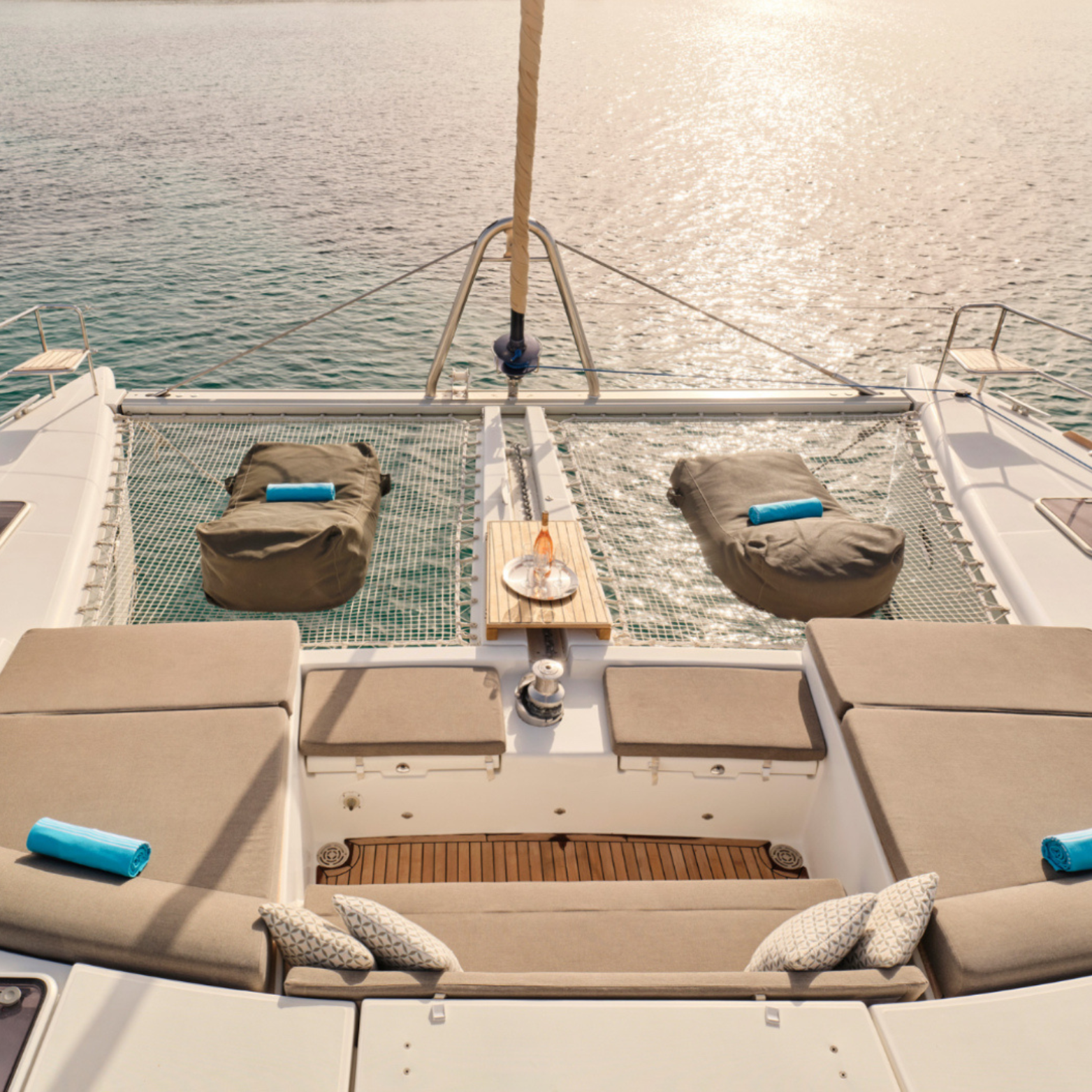 Dia Island Day & Sunset Catamaran Cruise with Chef-Curated Dining