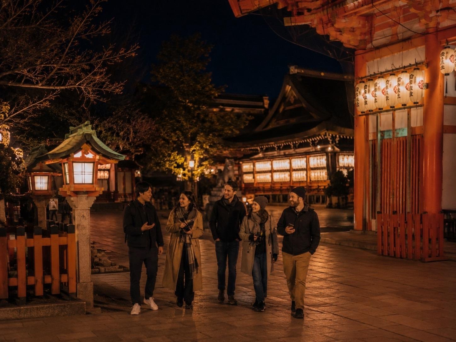 Tour privado a pie por Kioto al atardecer: Gion, Pontocho y el santuario Yasaka