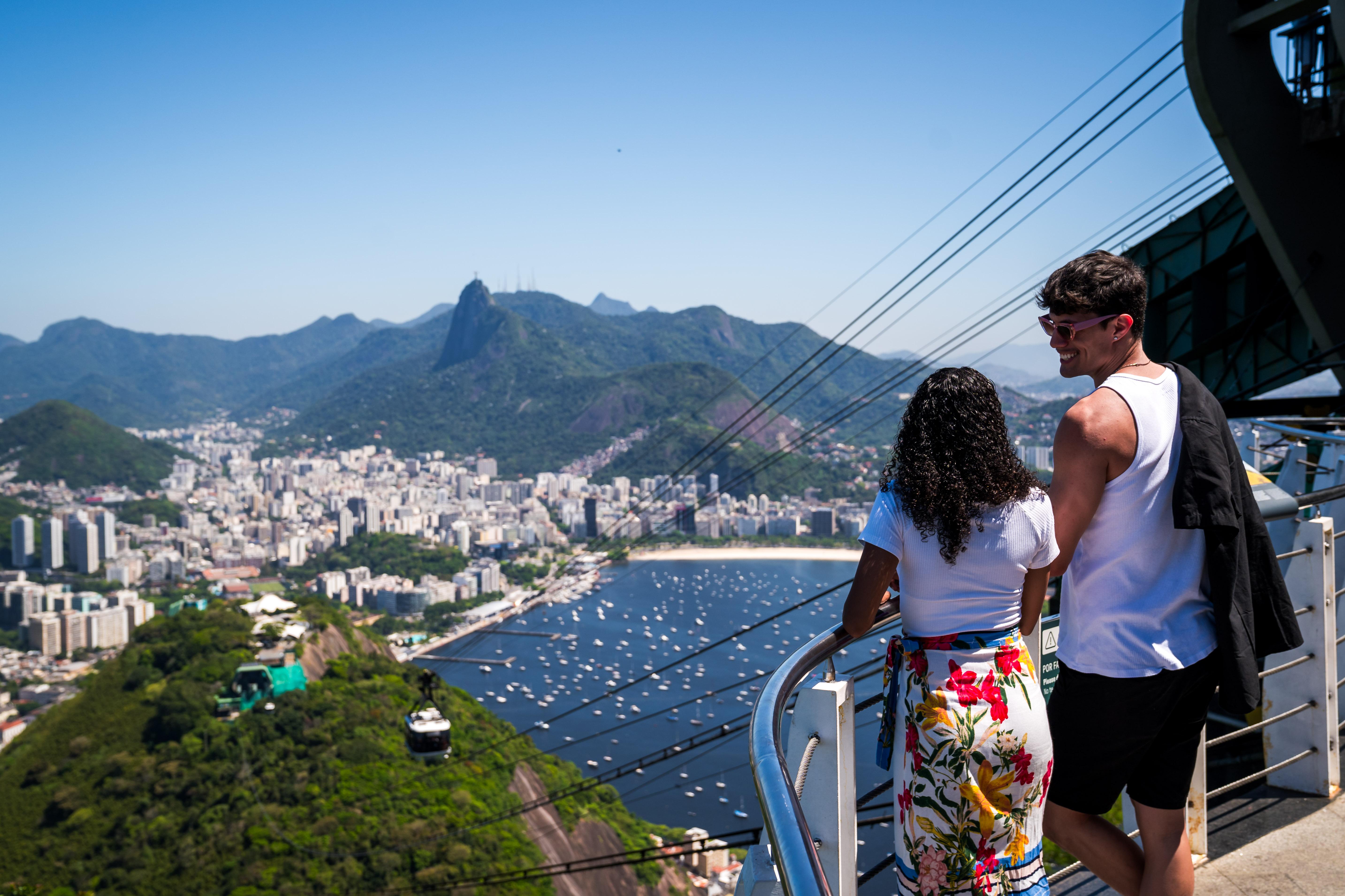 Rio City Highlights: Christ the Redeemer, Sugarloaf & Brazilian BBQ