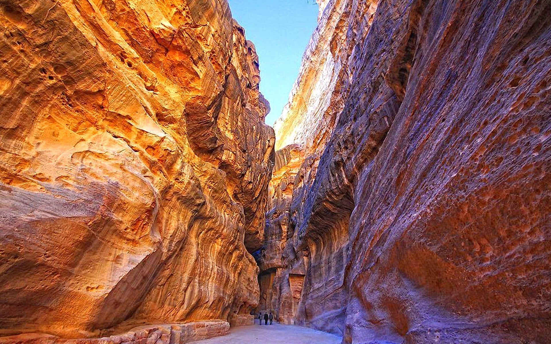 Amman to Petra: Full-Day Private or Group Tour