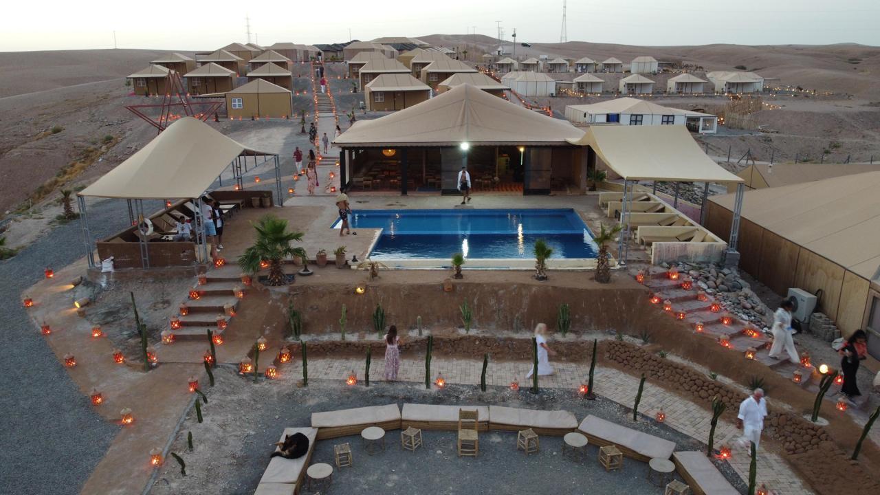 Agafay Desert Overnight: Dinner, Live Show & Stargazing from Marrakech