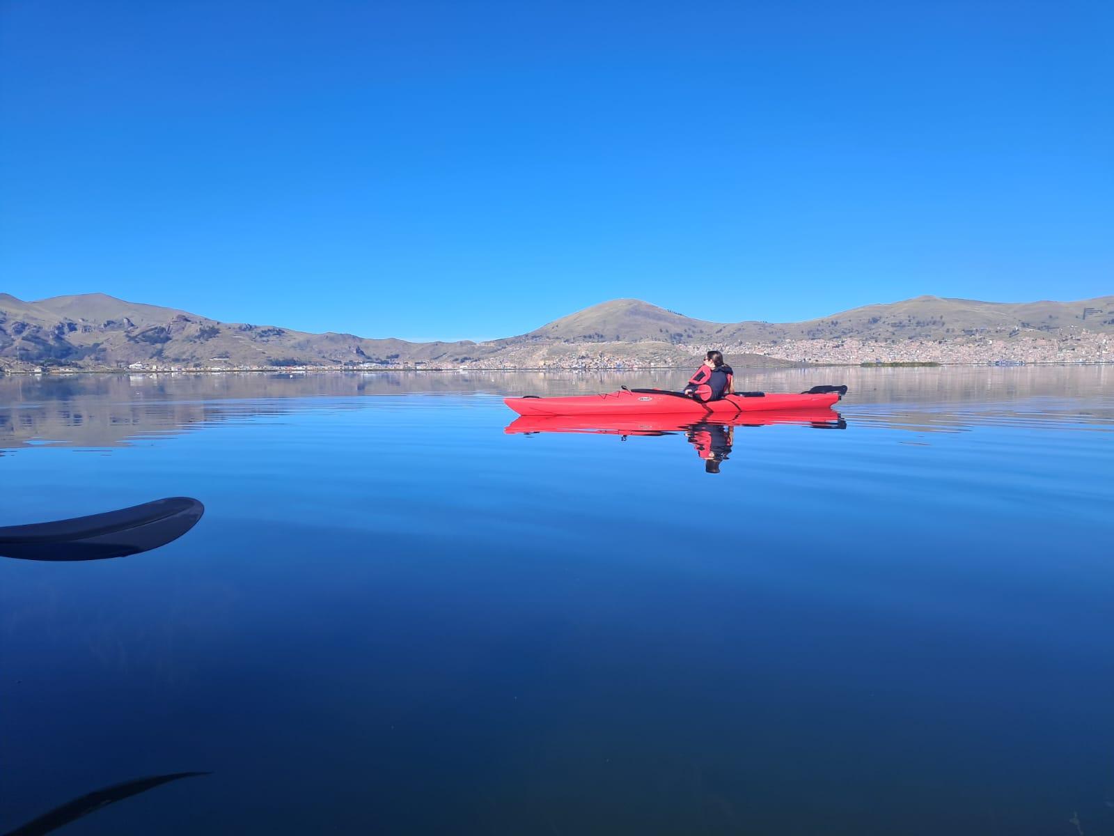 Aventura de Caiaque às Ilhas Uros e Reserva do Titicaca