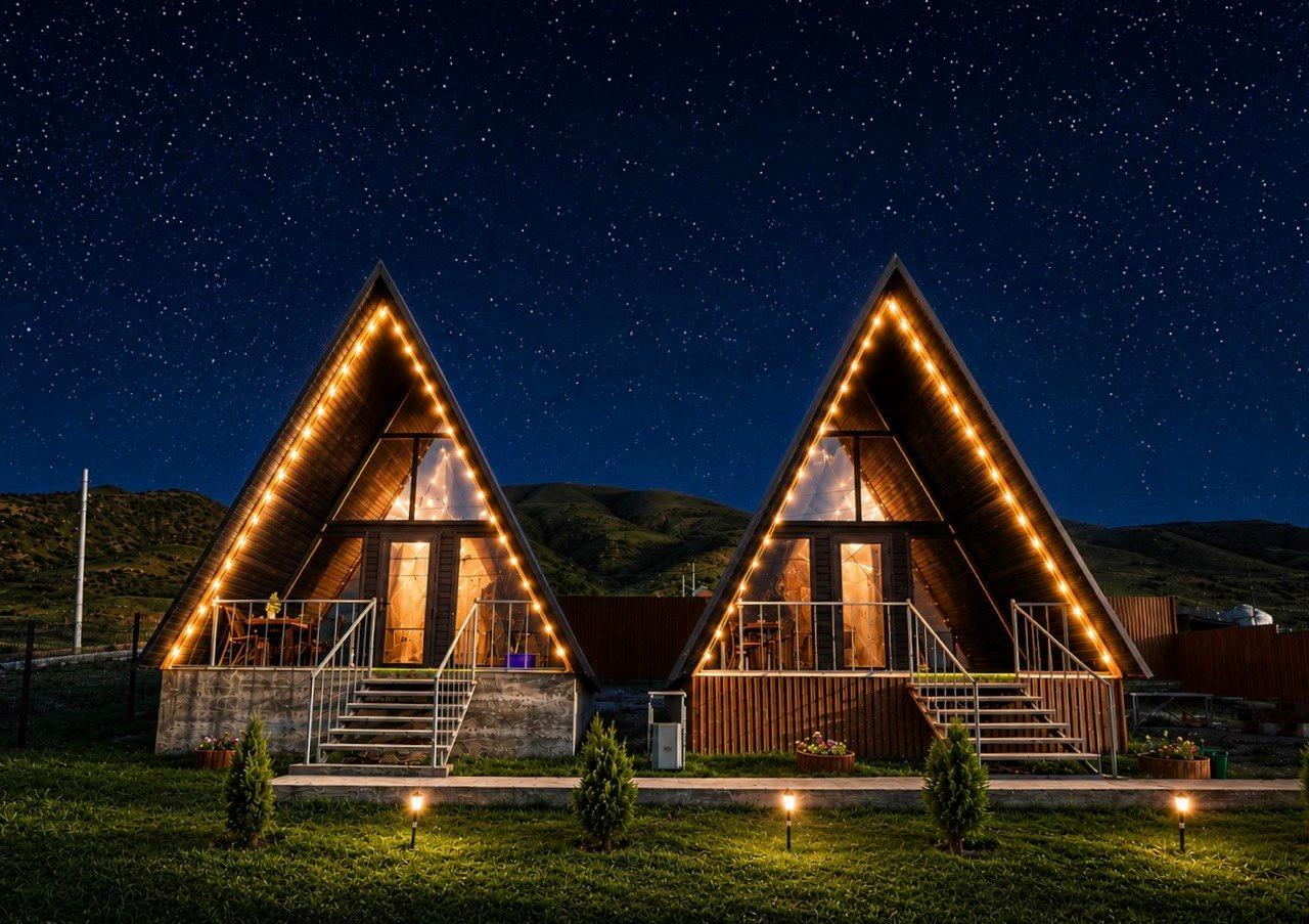 2-Day Charyn Canyon & Alpine Lakes with A-Frame Lodge Stay