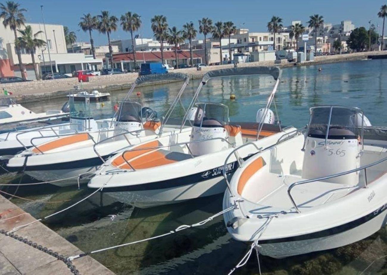 Self-Drive Boat Rental in Porto Cesareo