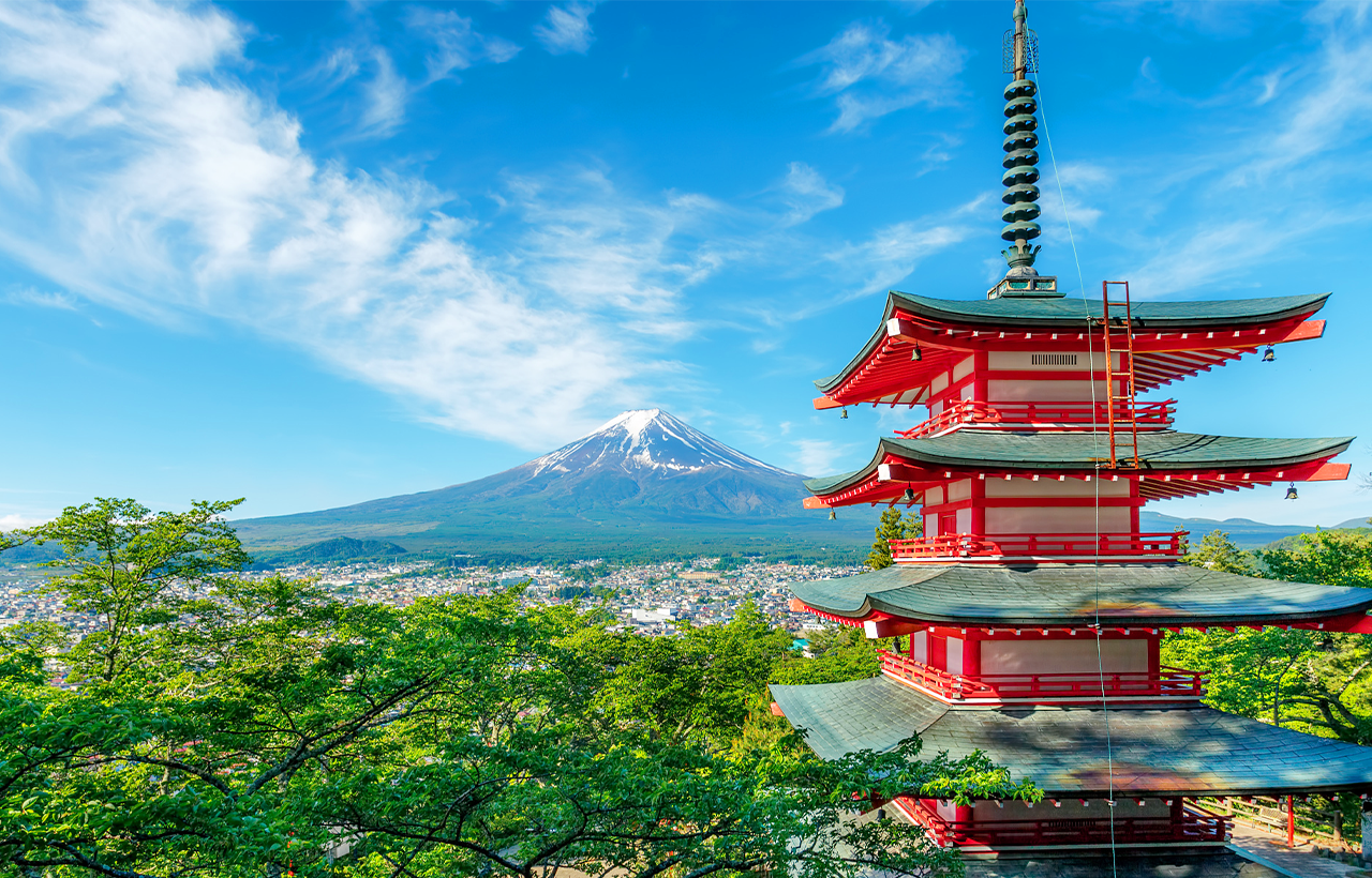 Mt. Fuji 5th Station, Hot Spring, and Oshino Hakkai Day Tour — Japanese onsen experience photo 8