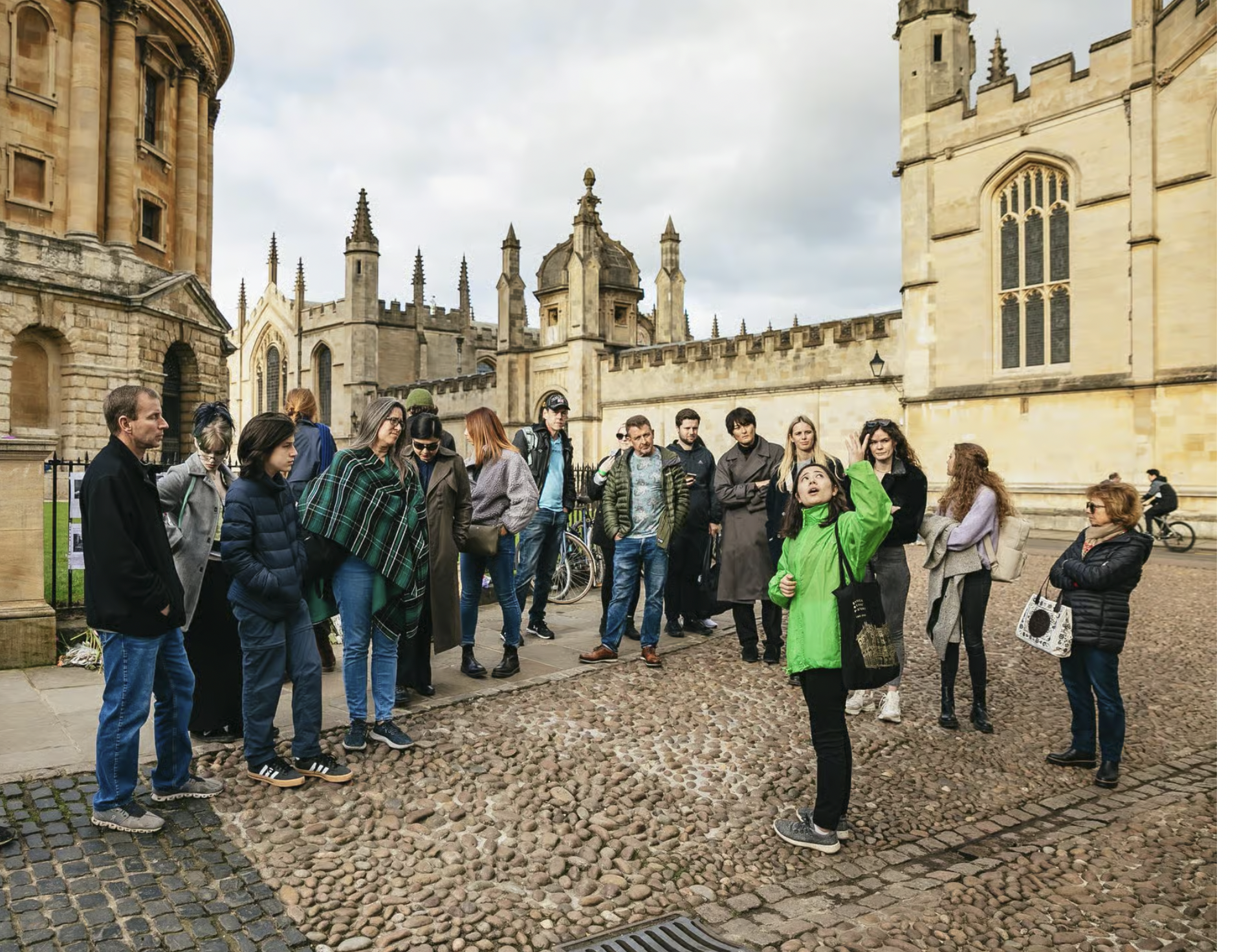 Oxford University & City Walking Tour with Alumni Guide