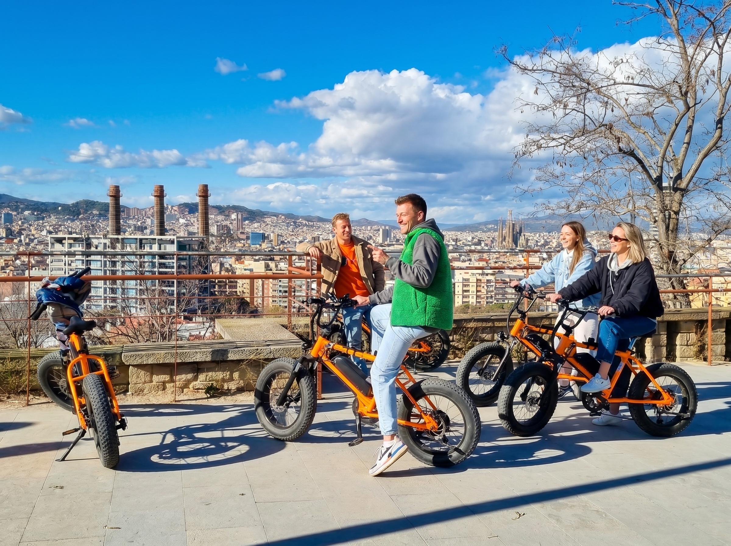 Montjuïc E-Bike Tour with Castle & Panoramic Views