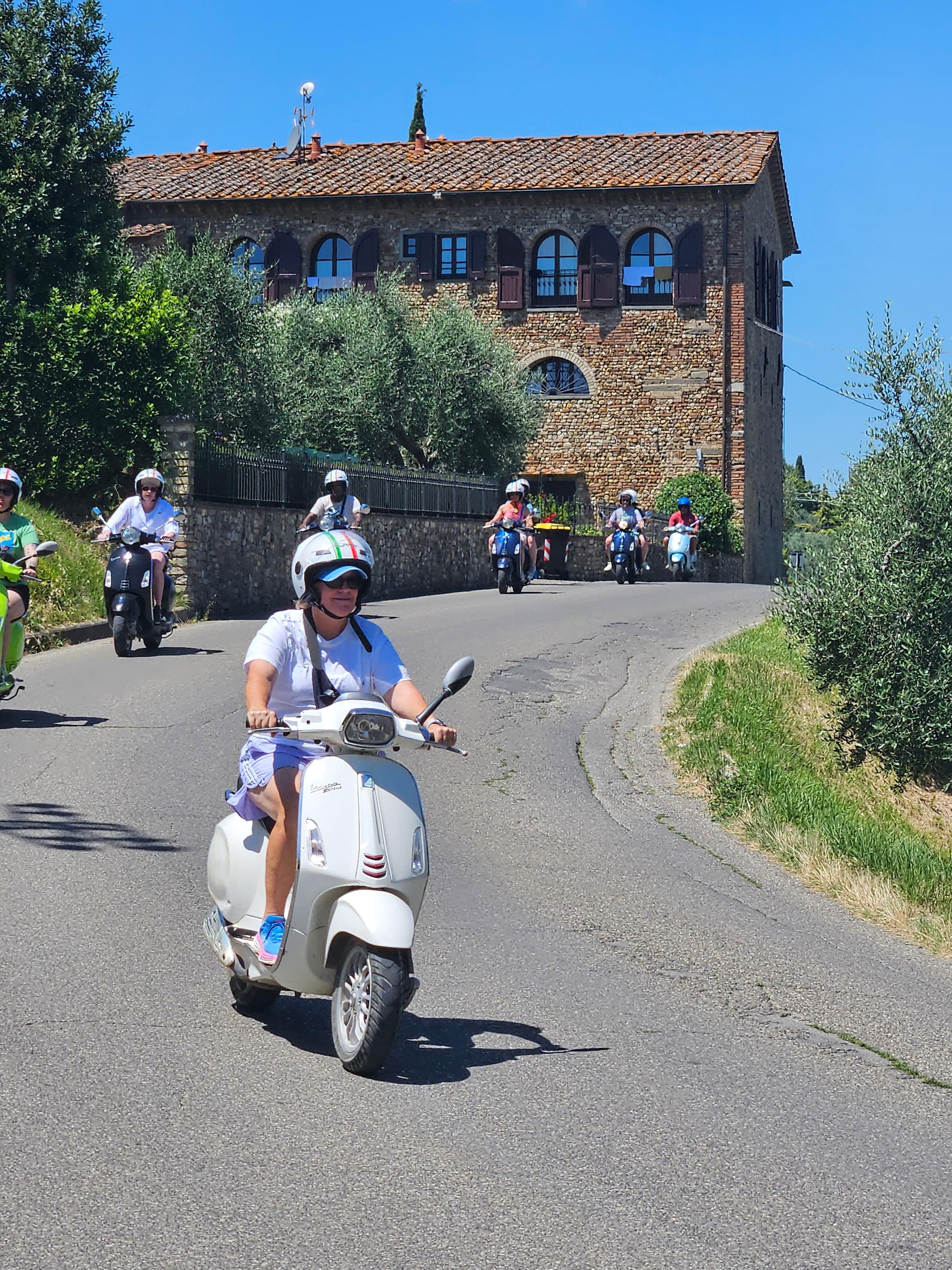 Tuscany: Vespa Tour with Traditional Lunch - 2026 (Verified Reviews)