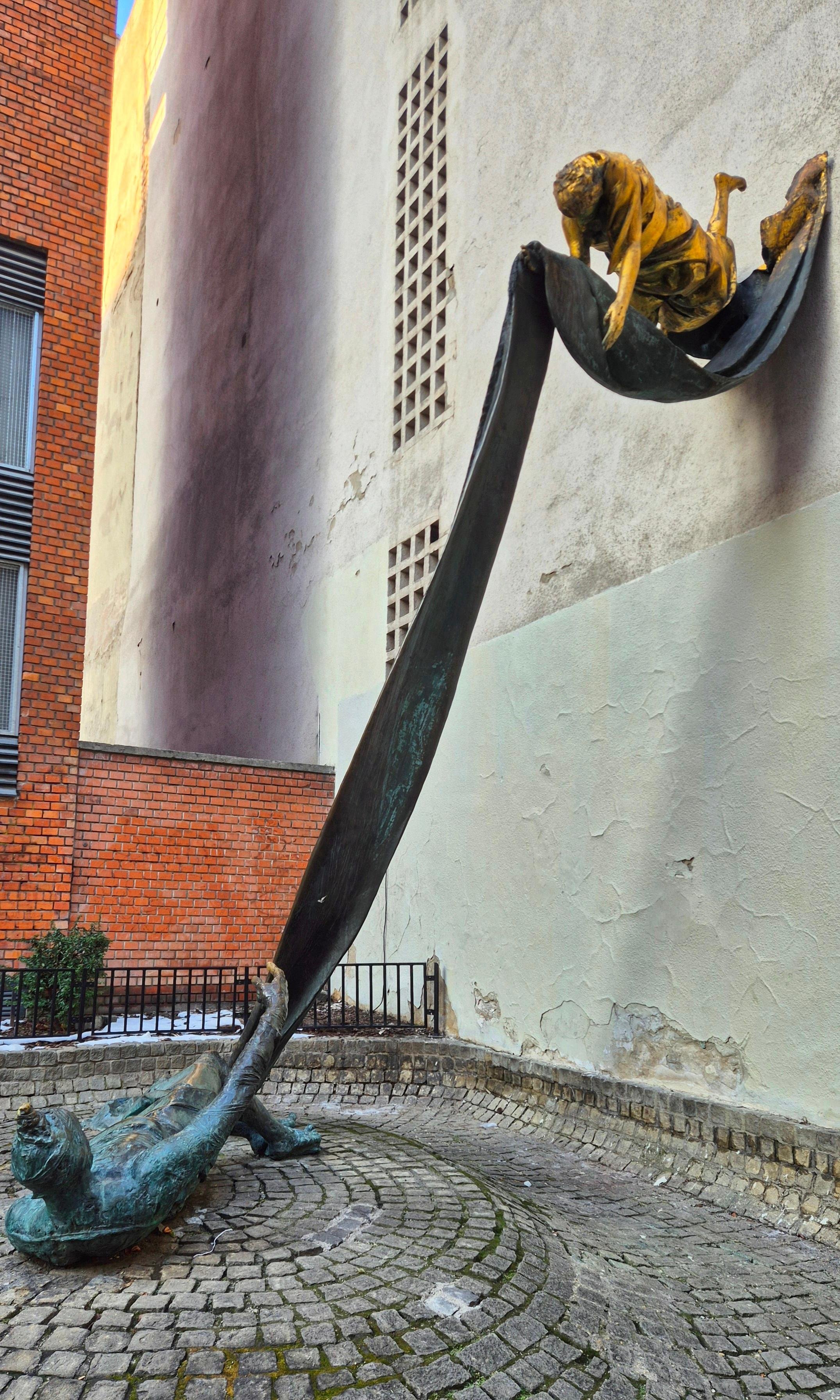 quarter tour in Budapest — photo 3