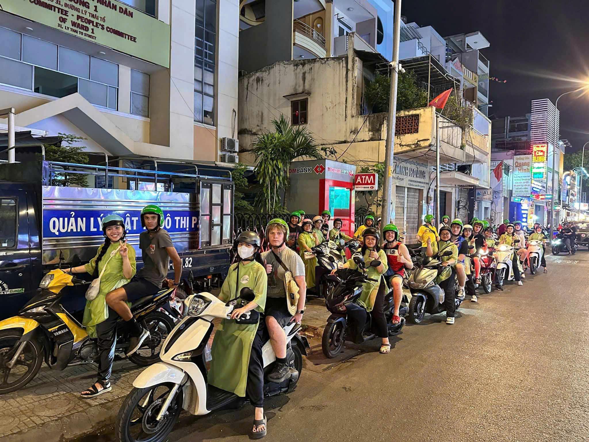 food tour in Saigon — photo 68