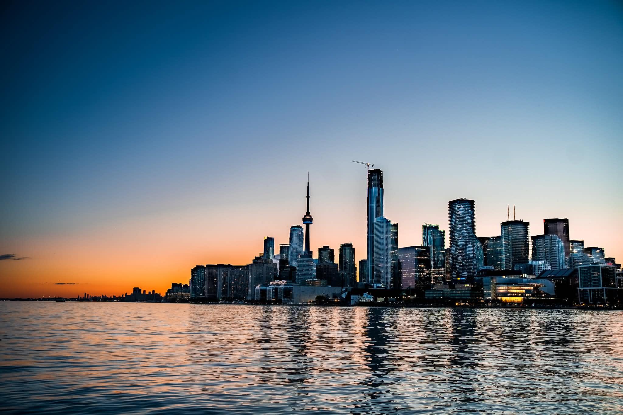 Toronto CN Tower night tour — skyline and downtown views — image 1