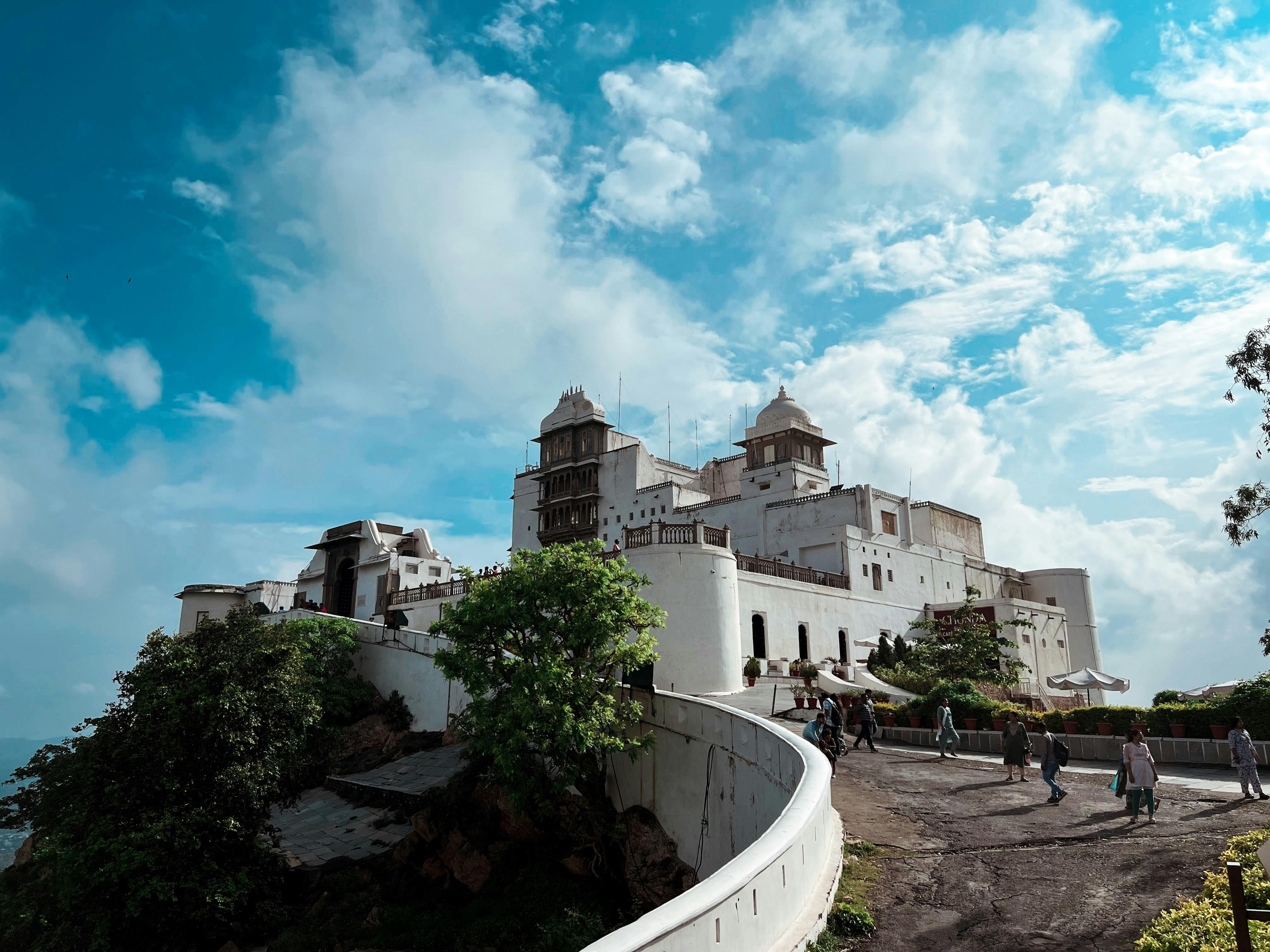 Udaipur Full-Day Private Heritage Tour by Tuk-Tuk or Car