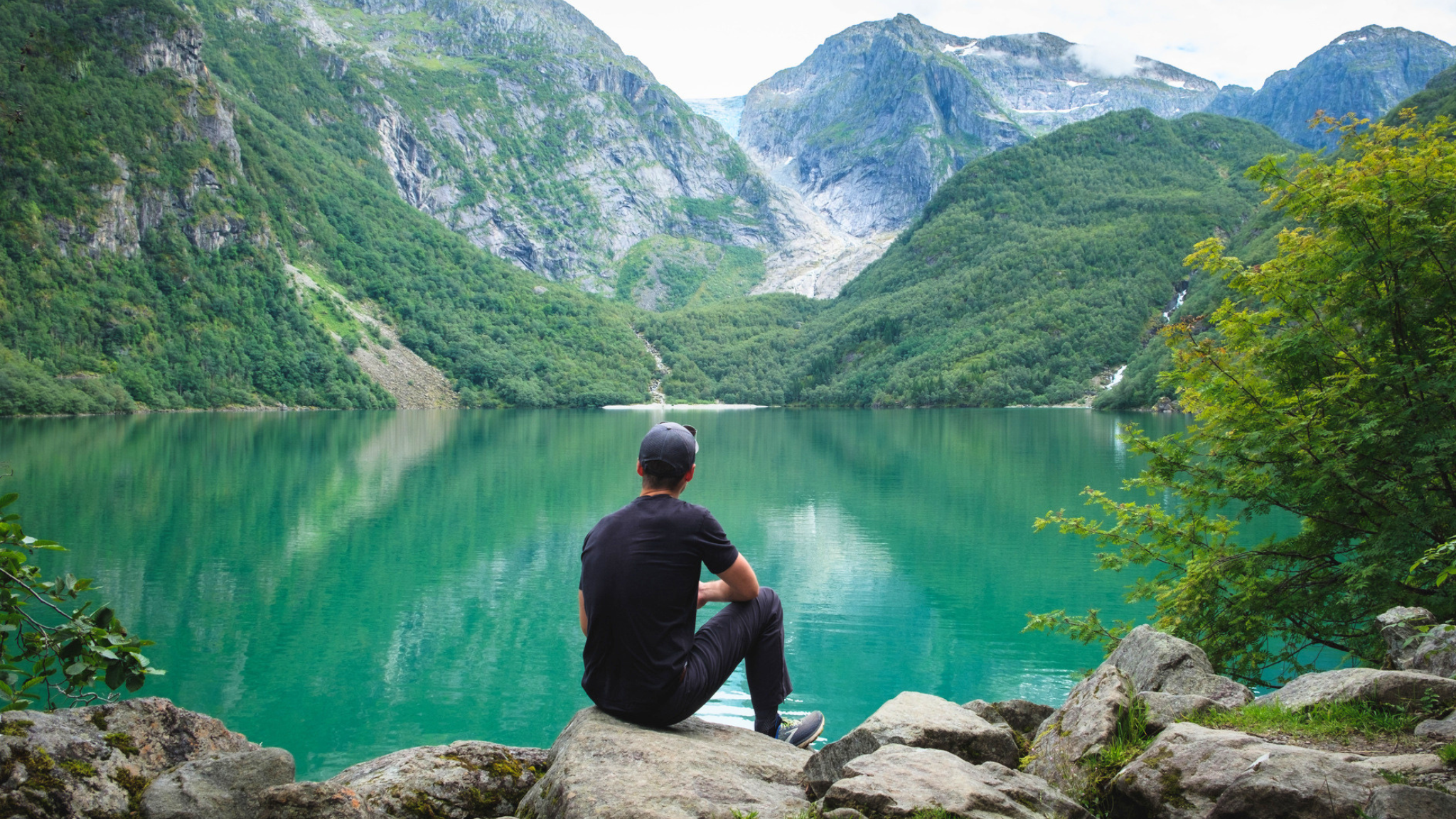 Folgefonna Glacier Lake & Waterfall Day Trip from Bergen