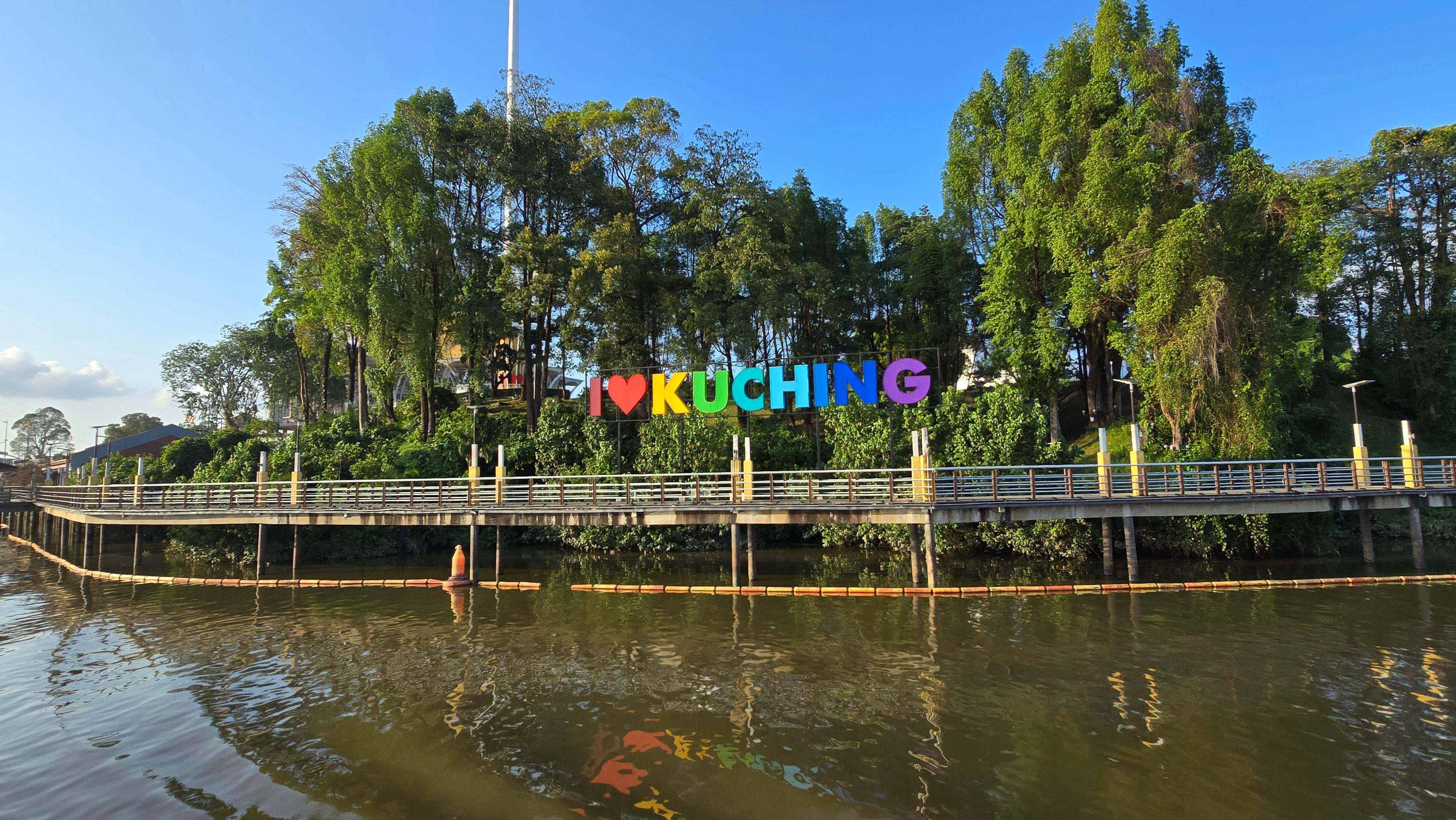 Kuching Heritage Walk & Sarawak River Sunset Cruise