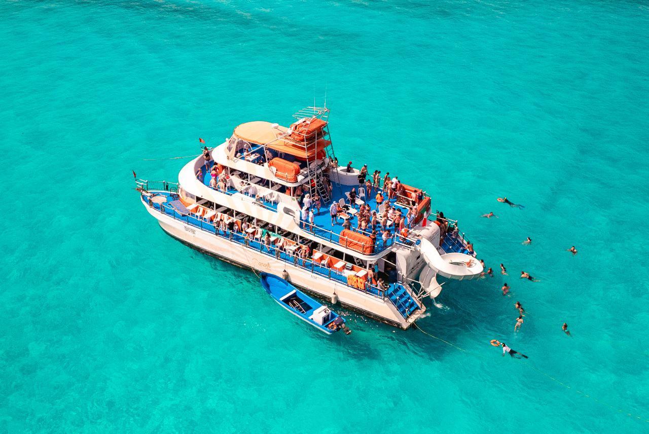 Isla Mujeres Catamaran Adventure with Snorkeling & Beach Time