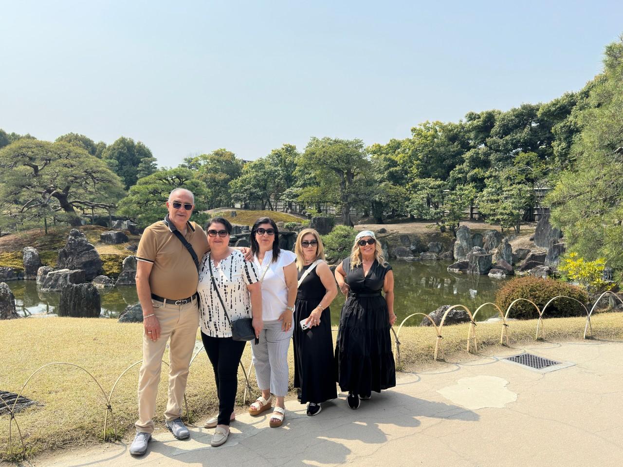 Osaka Custom Private Tour by Luxury Vehicle