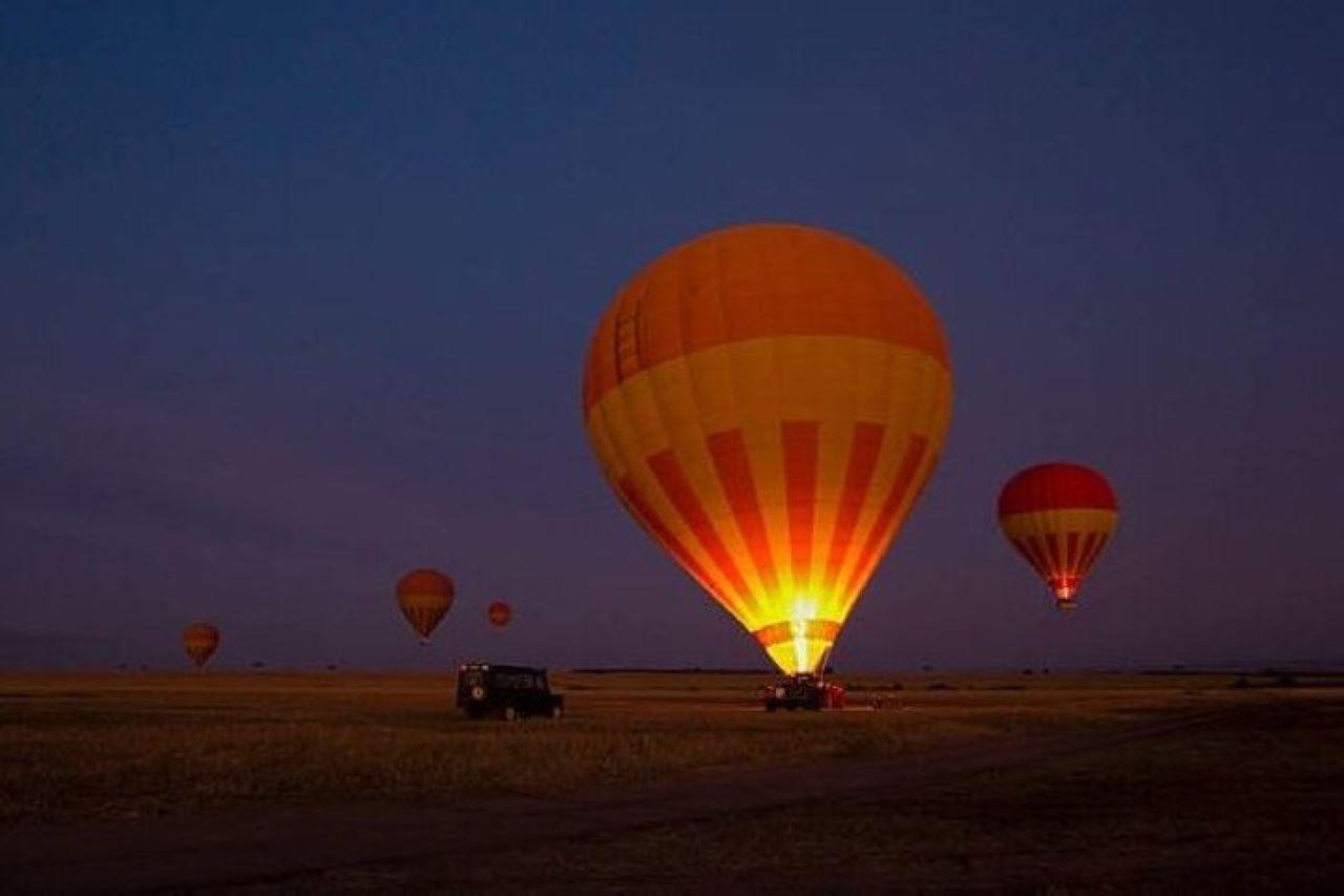 Maasai Mara Sunrise Hot Air Balloon Safari with Champagne Breakfast