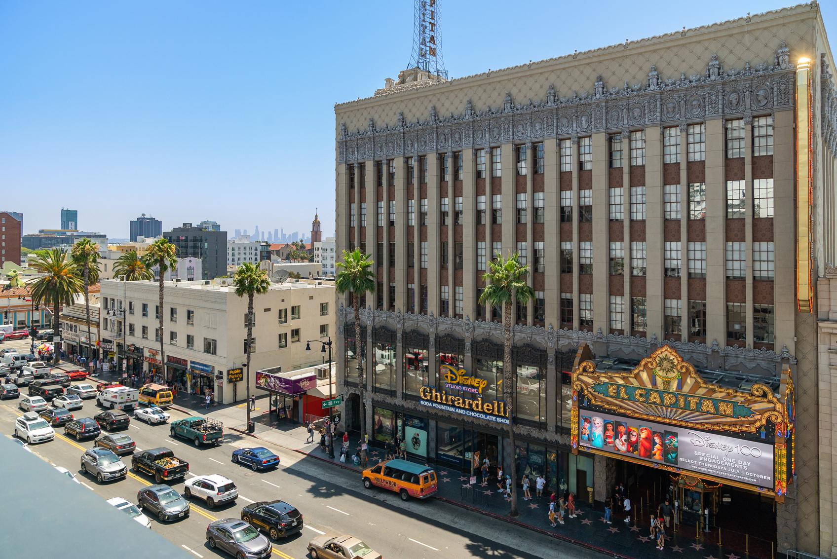 Los Angeles celebrity homes tour — open-air bus on the Hollywood and Beverly Hills route — image 8