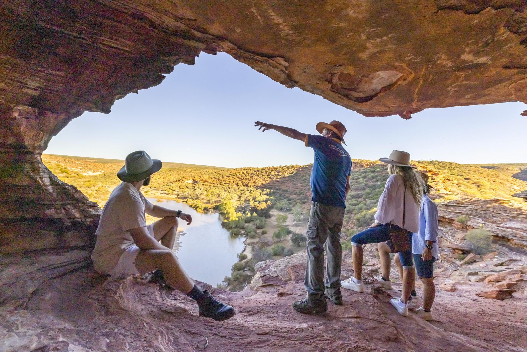 8-Day Perth to Exmouth Comfort Coast & Reef Tour