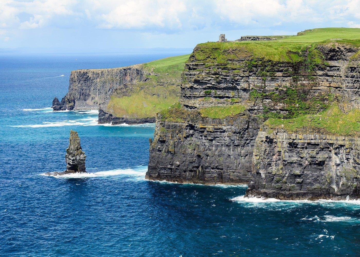 Aran Islands & Cliffs of Moher Full-Day Tour from Galway