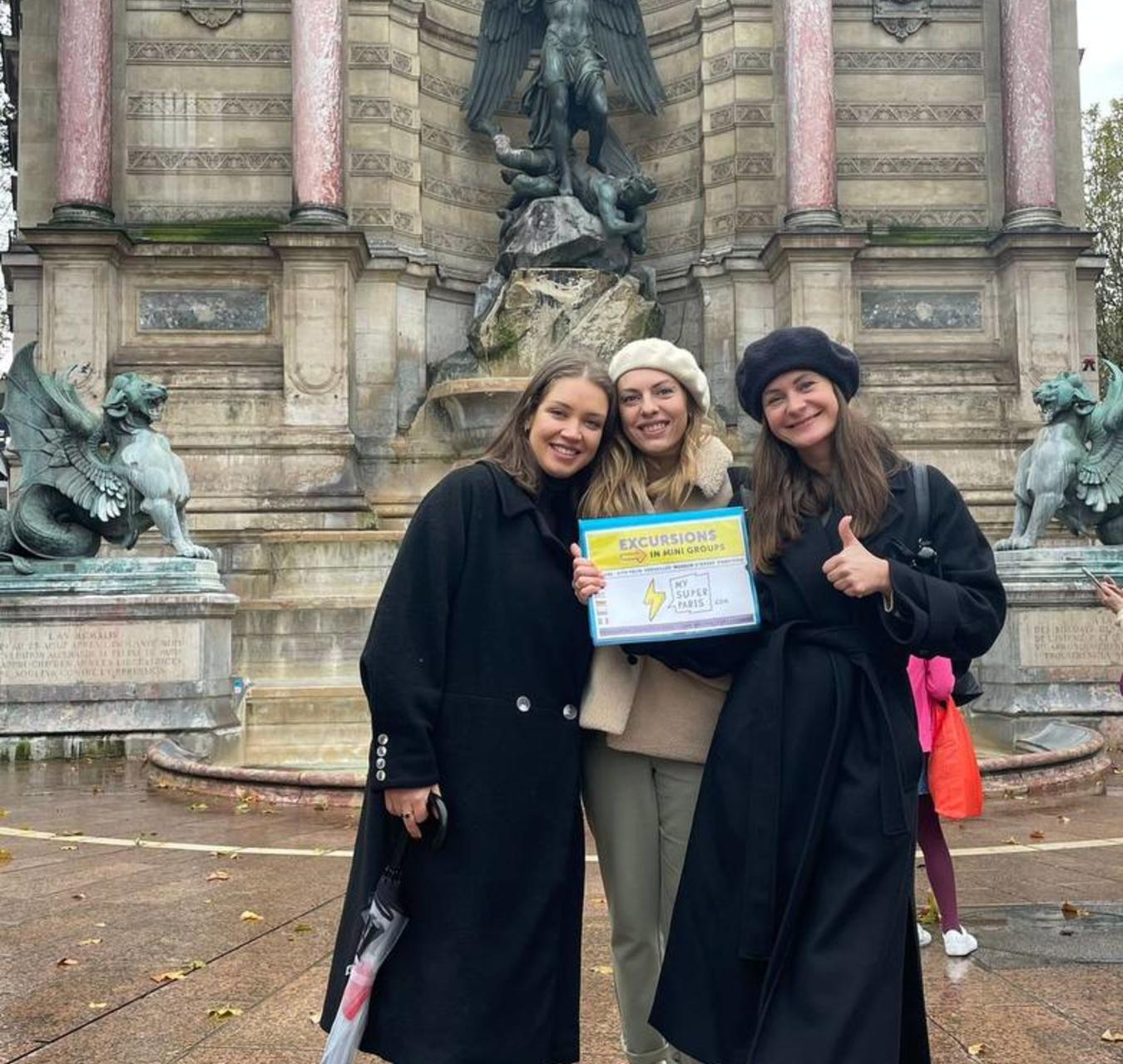 Paris Highlights: Opera Garnier to Notre-Dame Walking Tour
