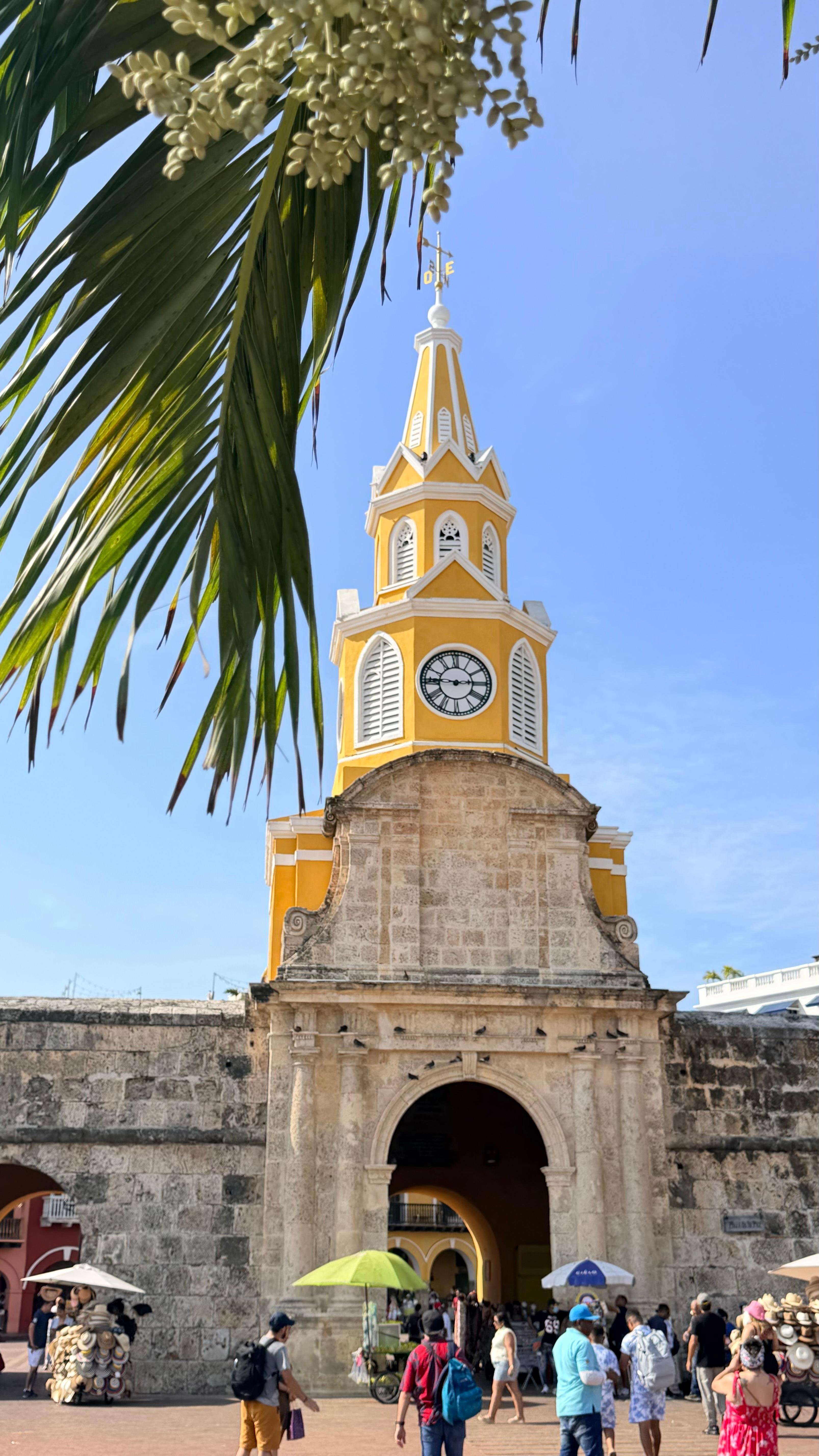 Cartagena Historic Walking Tour & Pirate Ship Sunset Cruise