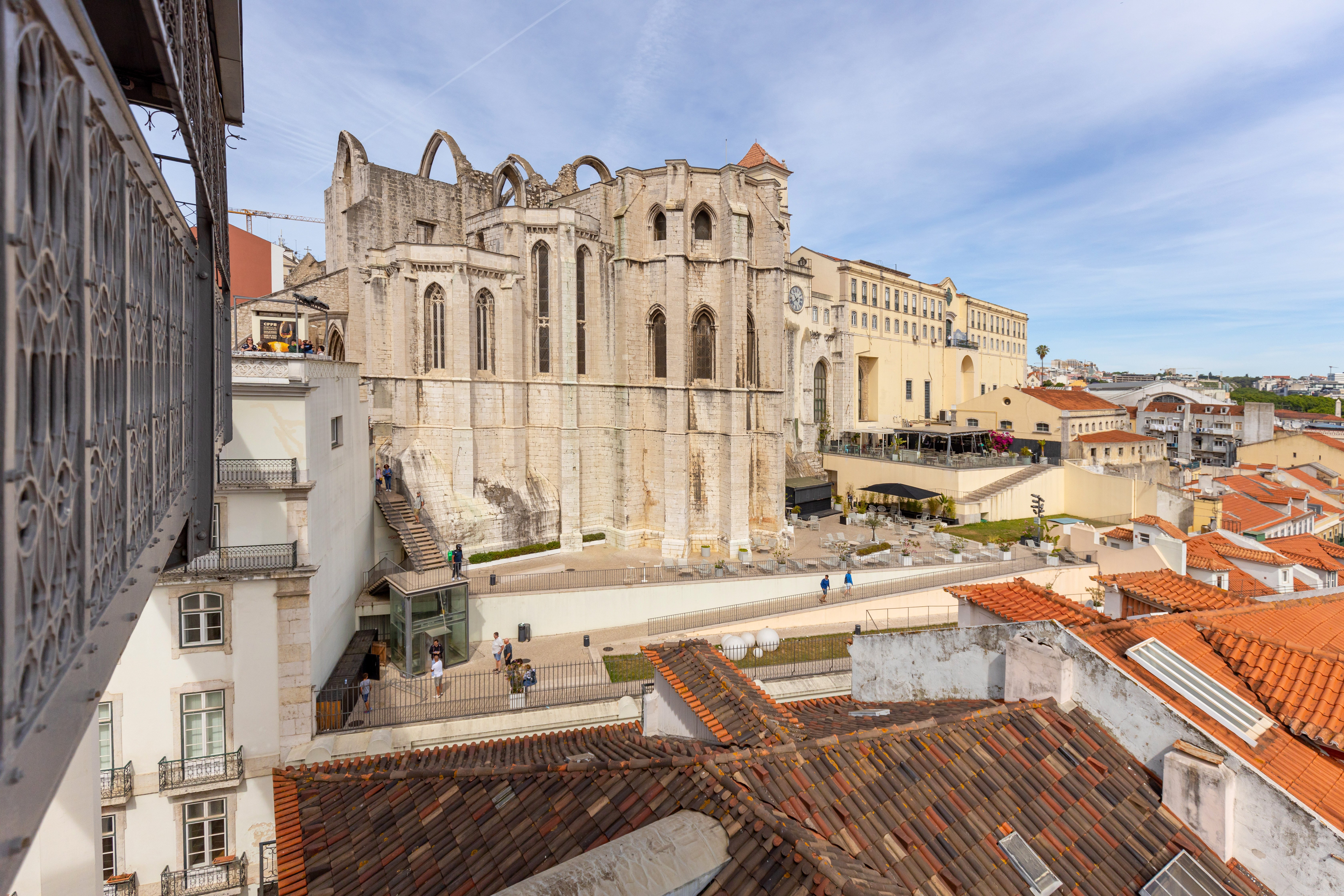 Lisbon History & Lifestyle Walking Tour