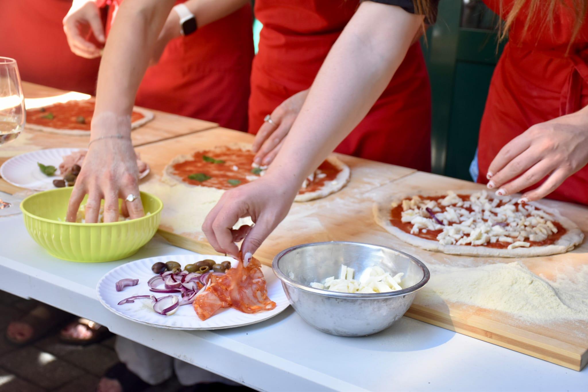 pizza making class in Como — photo 7