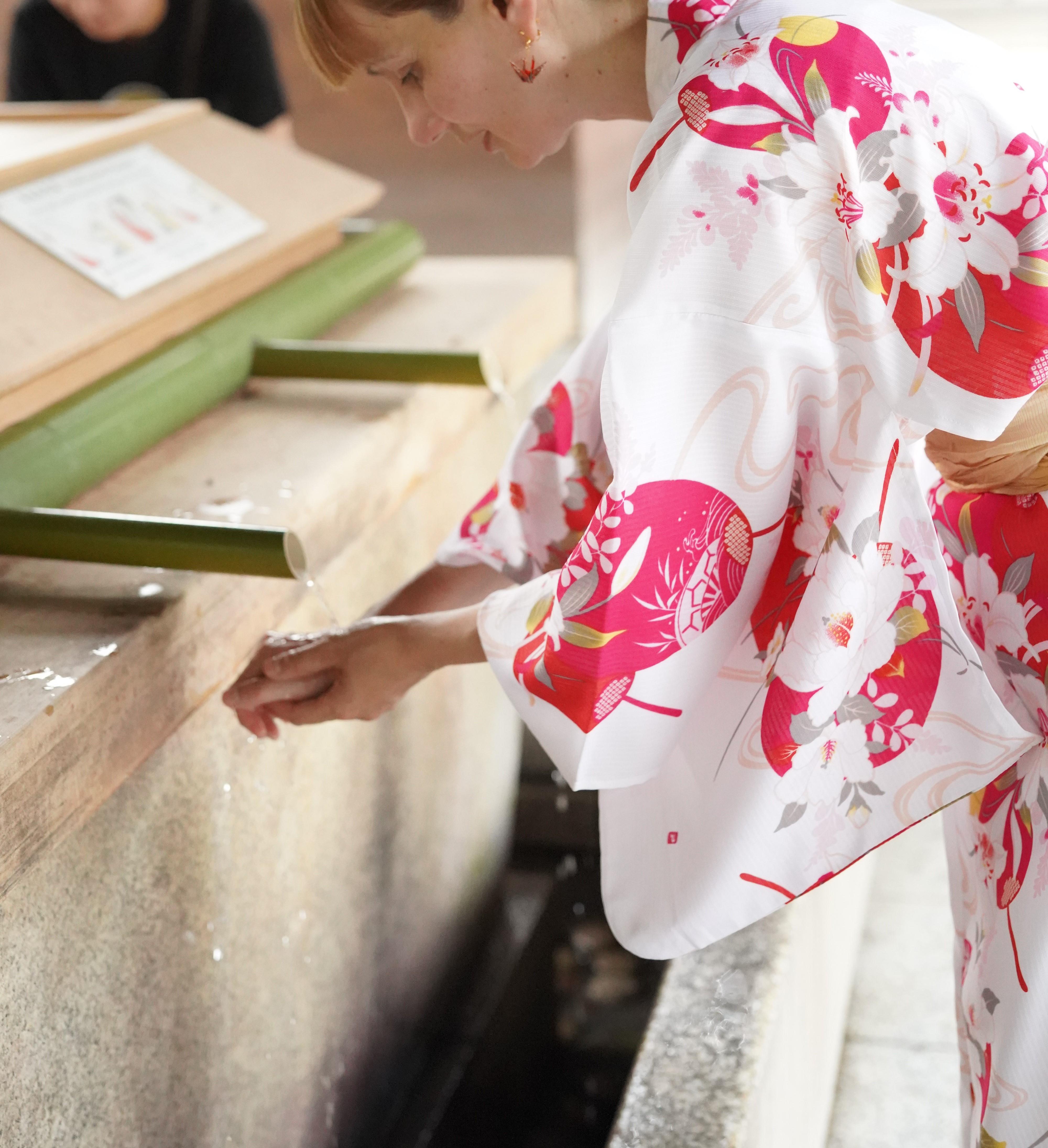 :Tokyo,Shibuya /Meiji Shrine tour in KIMONO/English-friendly