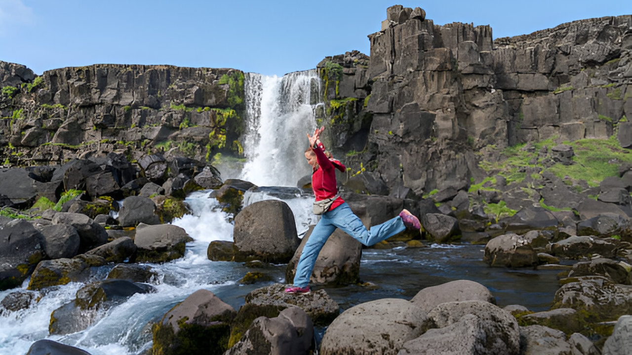 Golden Circle Small Group Excursion from Reykjavik Port