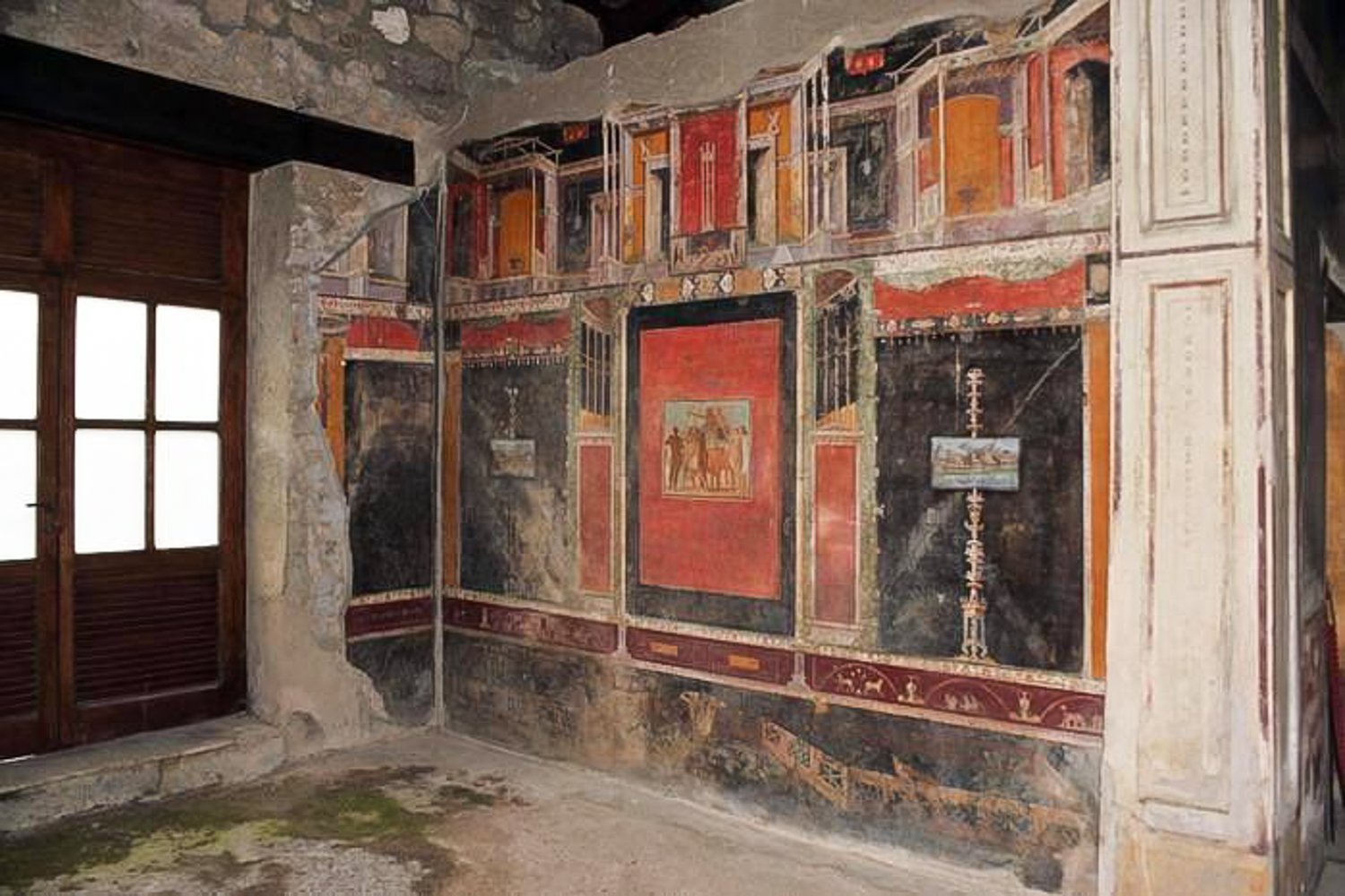 Pompeii and Vesuvius full-day tour from the Amalfi Coast - Pompeii's stepping-stone streets and cart ruts