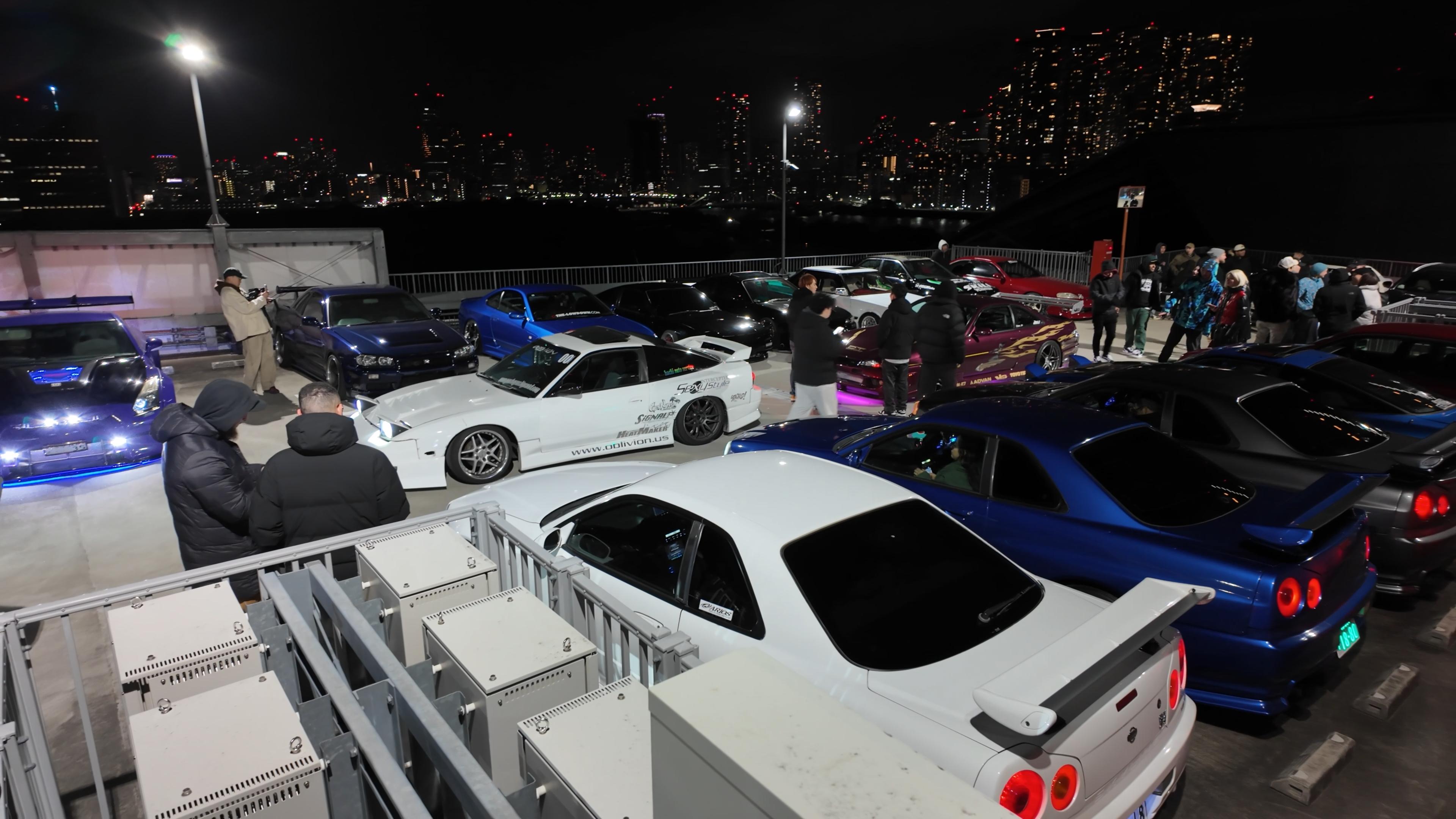 Tokyo: Visit Every Car Meet in Tokyo in a Widebody R35 GTR!