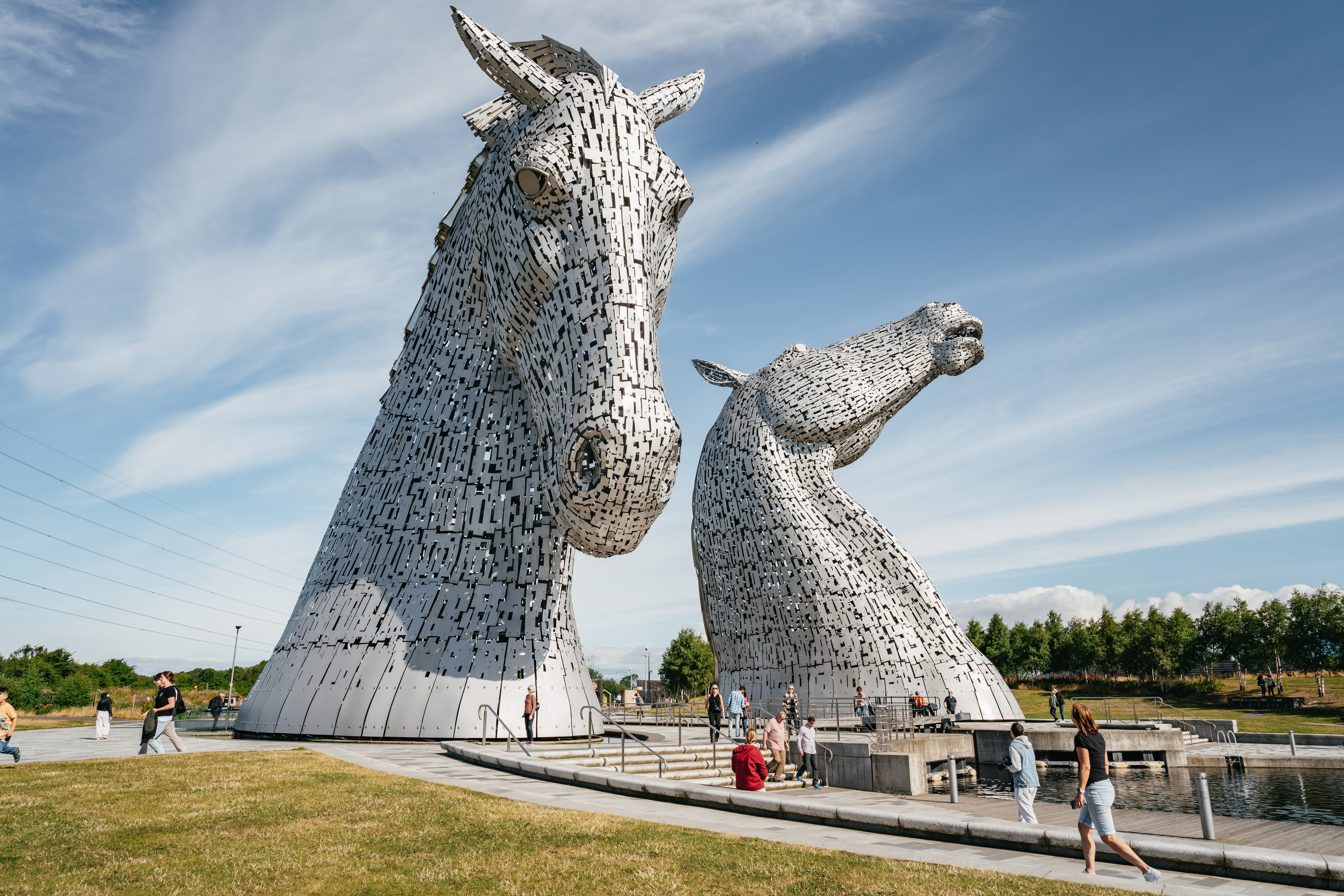 From Edinburgh: Loch Lomond, Stirling Castle & Kelpies Tour - 2026 (Verified Reviews)