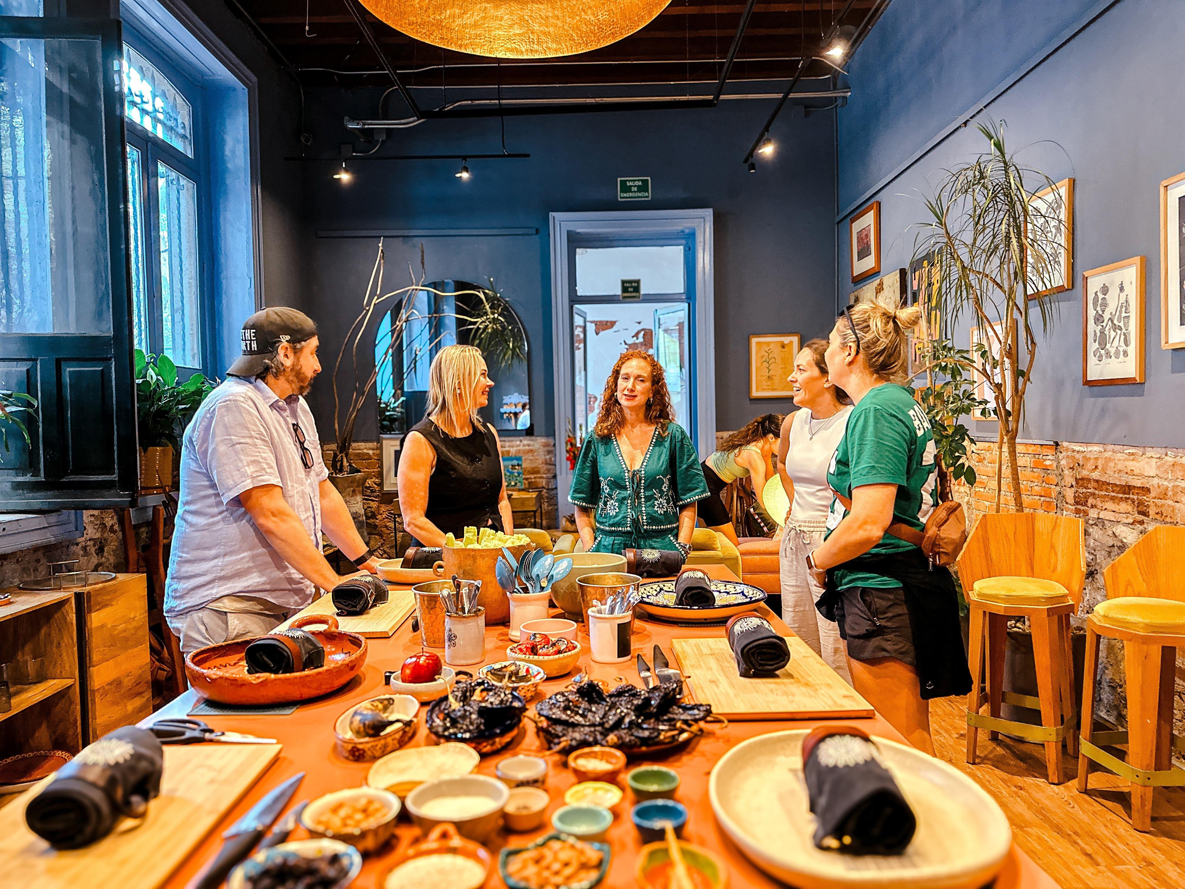 Casa Jacaranda Market Tour & Cooking Class