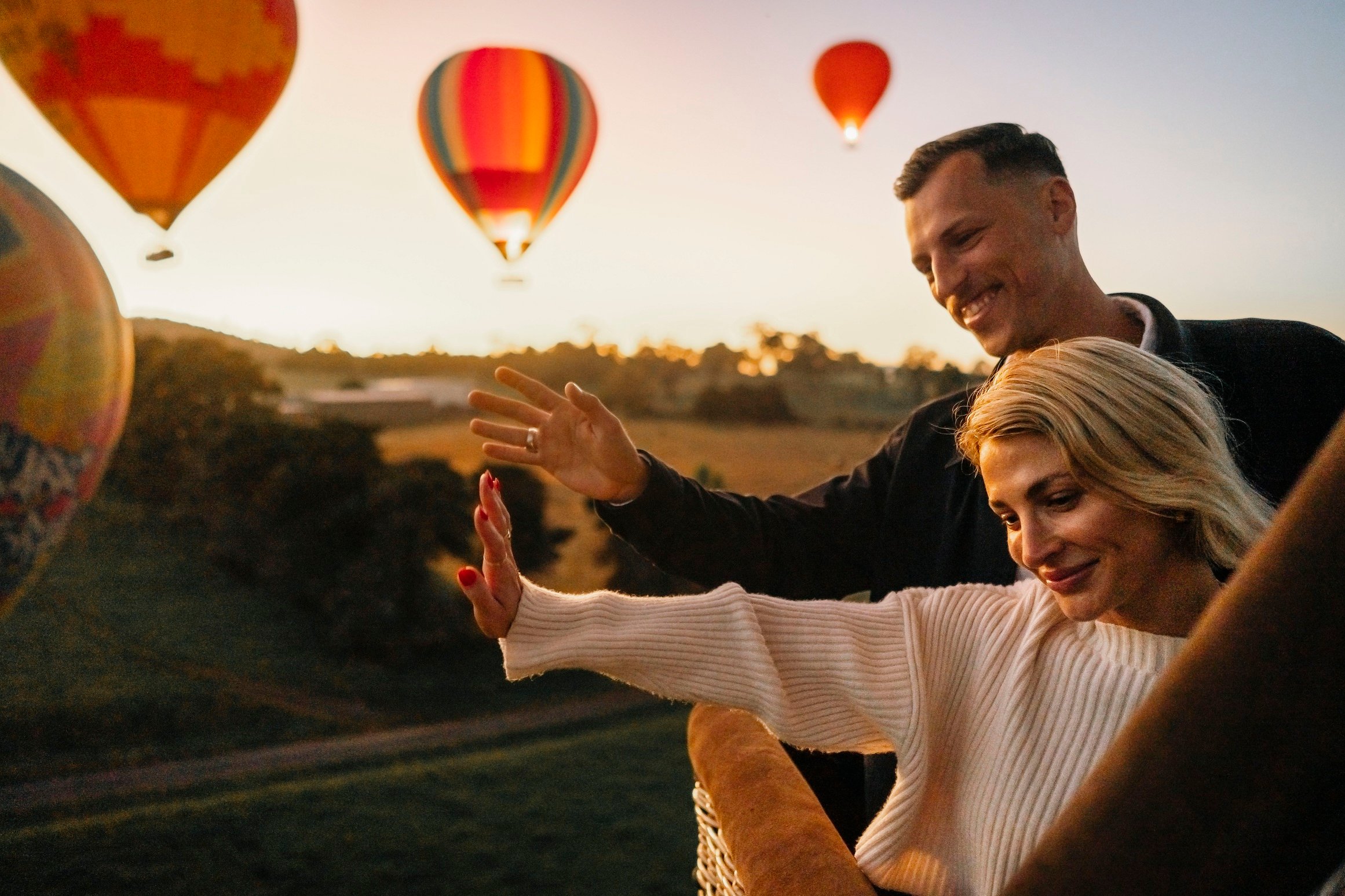 Yarra Valley Sunrise Hot Air Balloon Flight with Breakfast