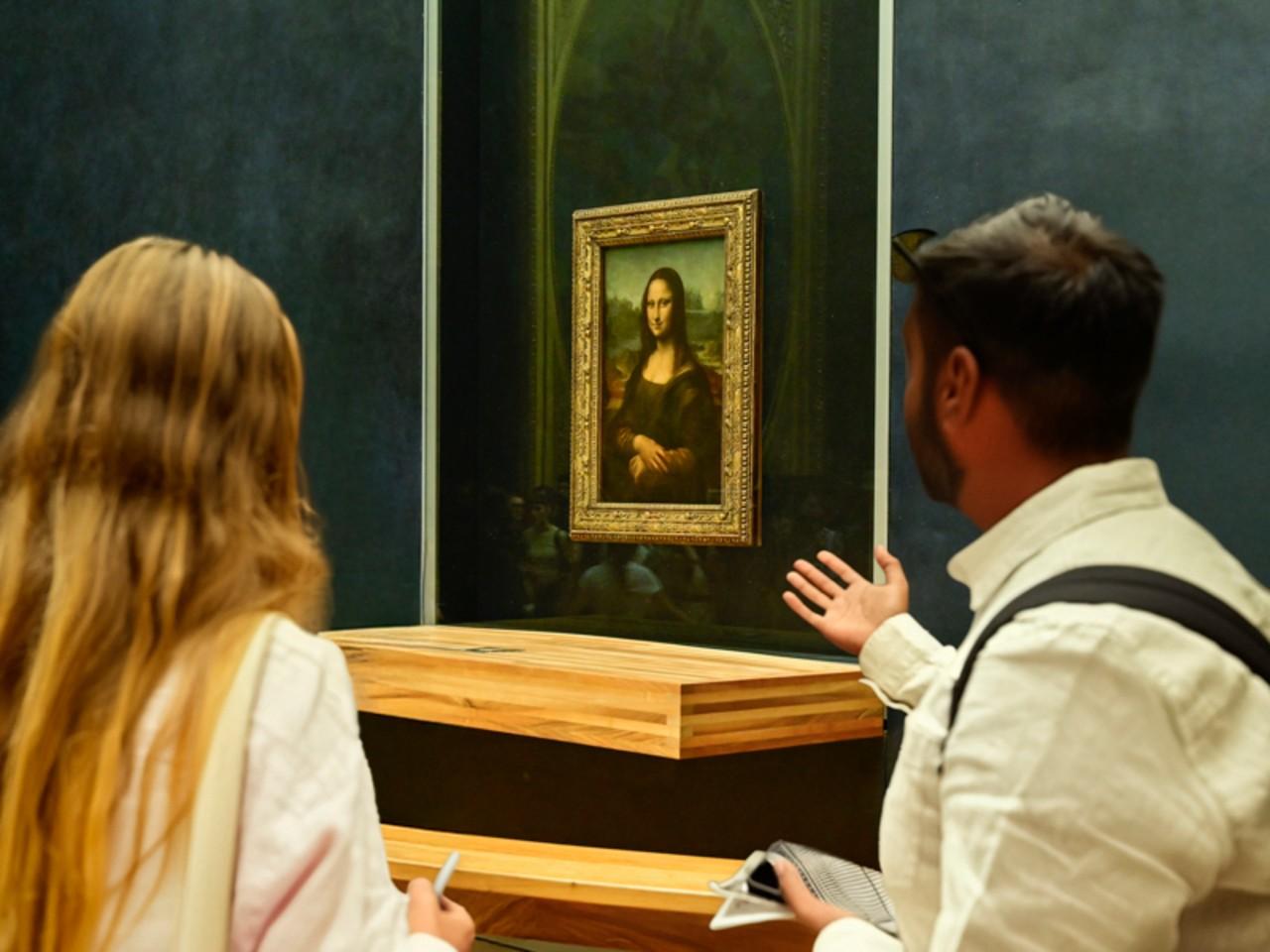 Paris Louvre Museum Skip-the-Line Tour with Art Historian Guide
